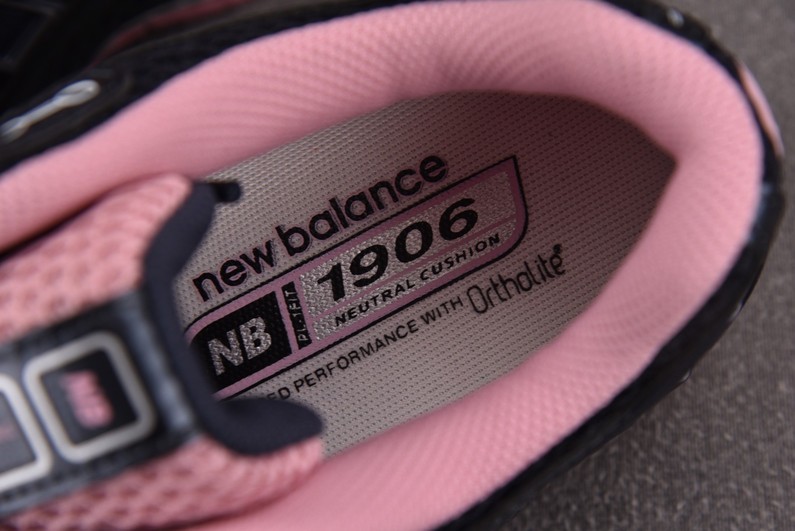 NB 1906 尺码:36-46.5纯原出品-New Balance 1906R Pink Taffy 