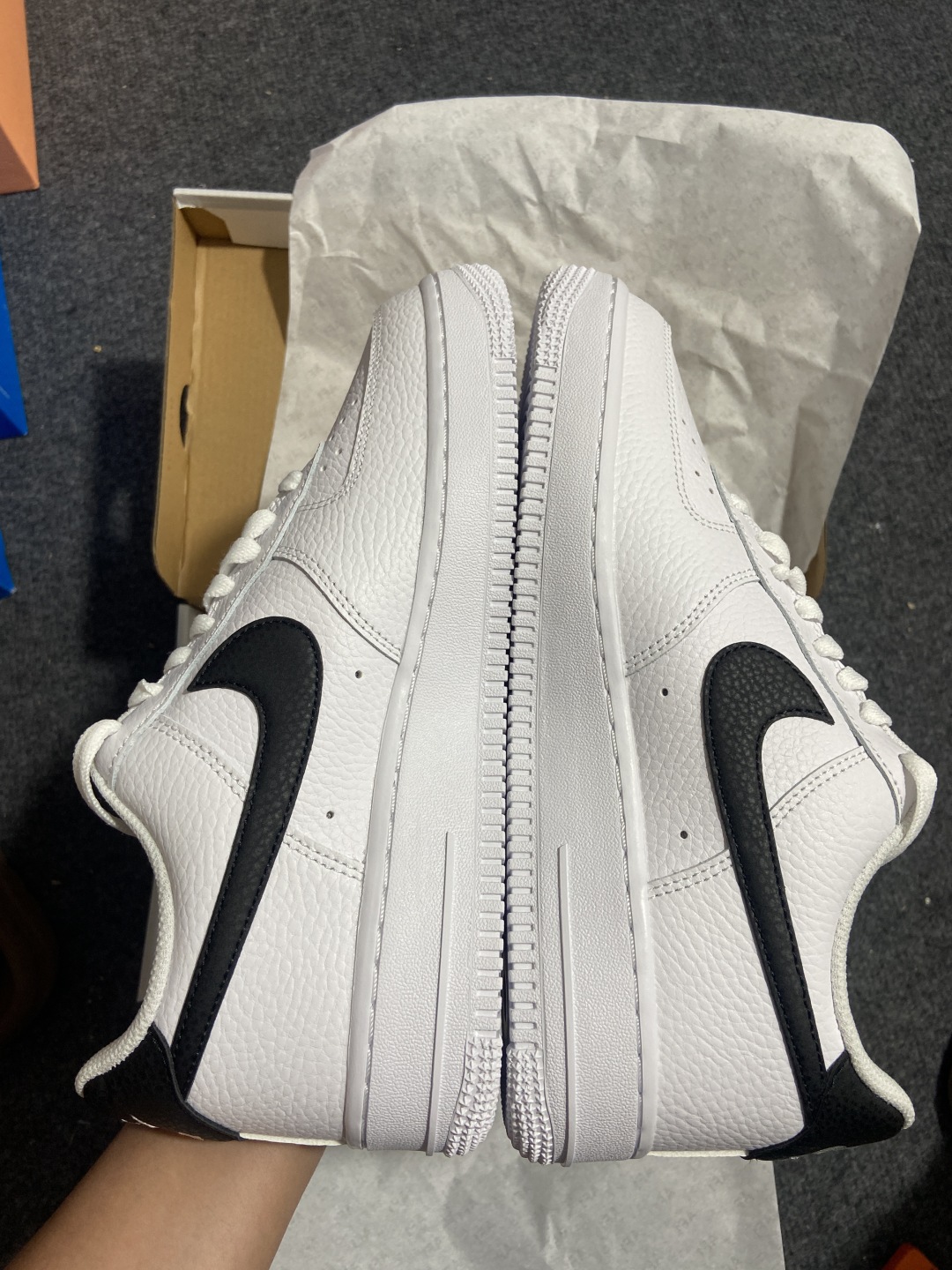 AF1白黑 尺码:36-46纯原-Air Force 1 Low White and Black 白黑 