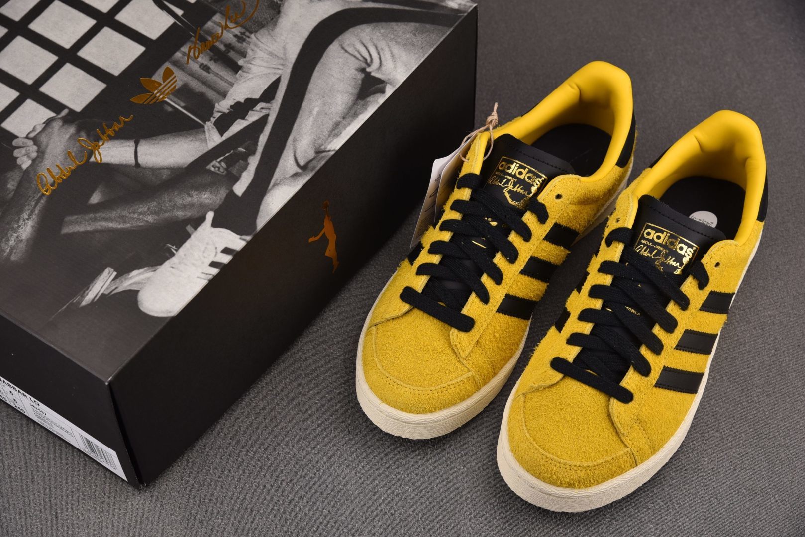 Originals 尺码:36-45纯原出品-Jabbar Low Bruce Lee Game of