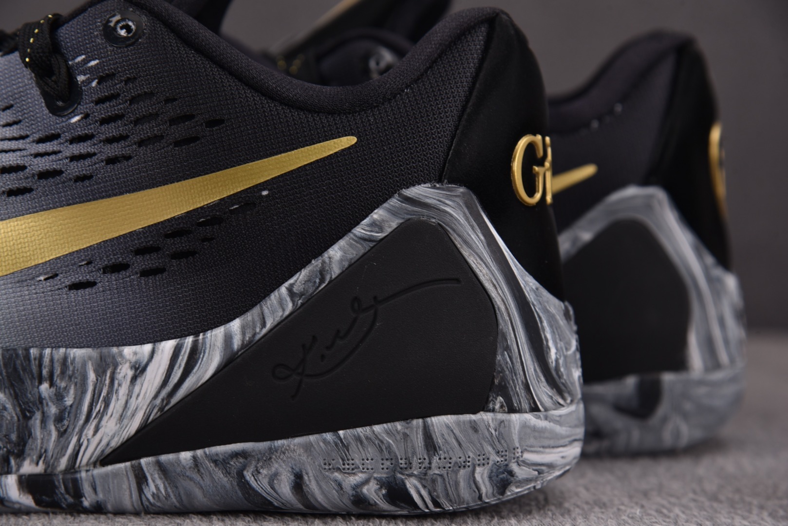 科比9 尺码:40-48.5纯原出品-Kobe 9 EM Low Protro Mambacita 黑白