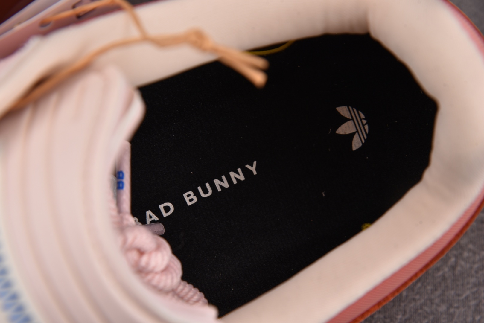 Originals 尺码:36-45纯原出品-AD Gazelle Indoor Bad Bunny C