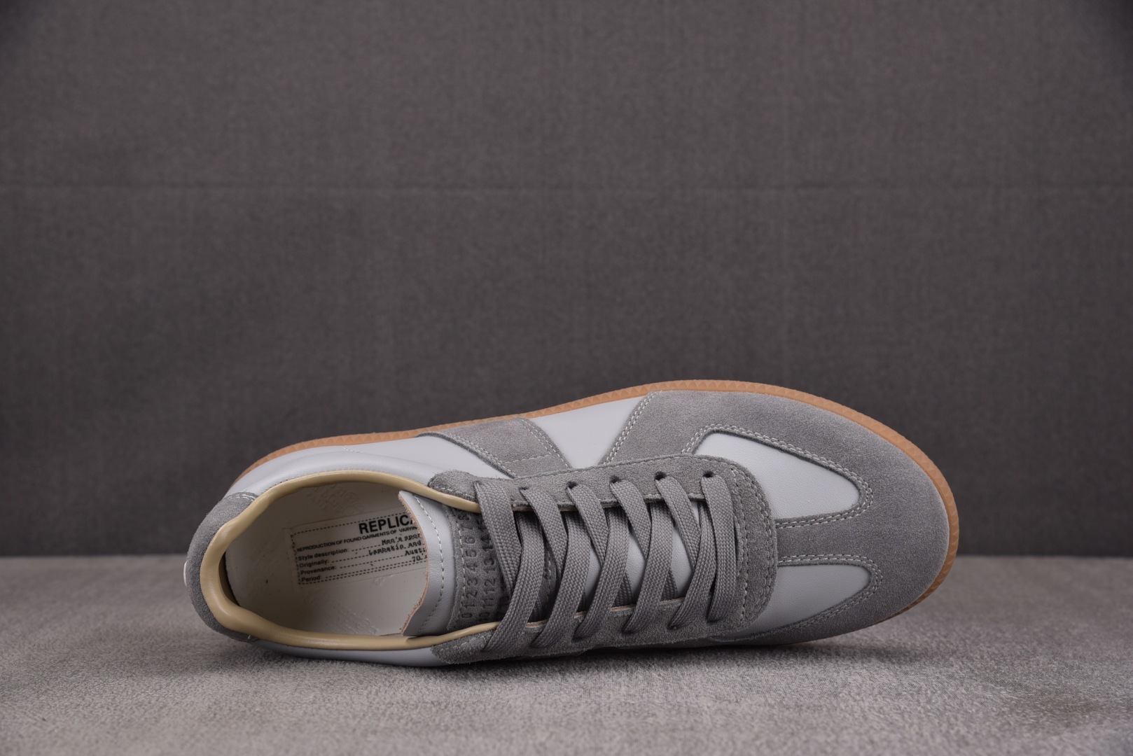 马吉拉 尺码:35-45纯原出品-Maison Margiela 梅森·马吉拉德训鞋 浅灰 YZ022尺