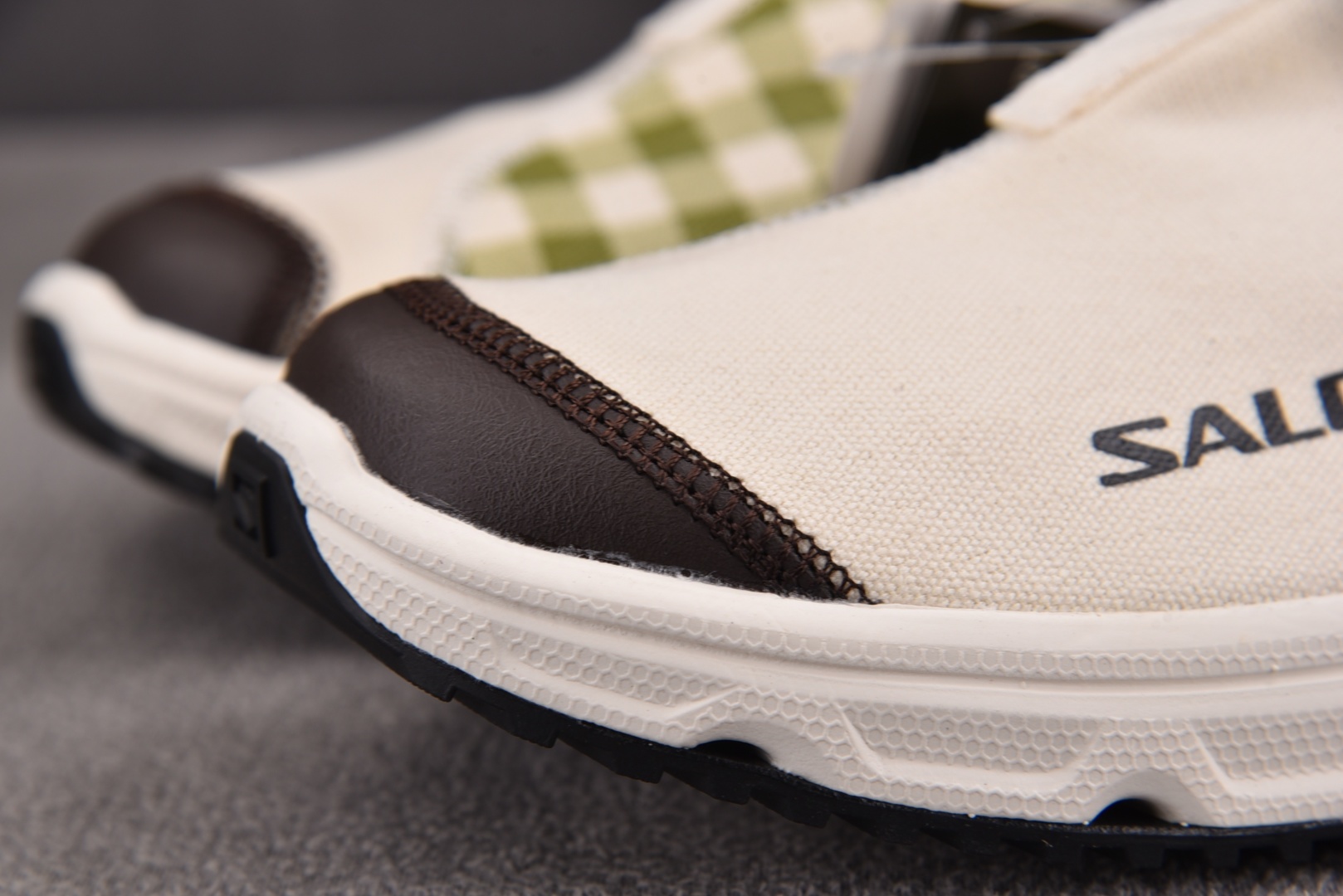 萨洛蒙 尺码:36-44纯原出品-Salomon RX Slide 3.0 白绿 YZ020尺码：36 
