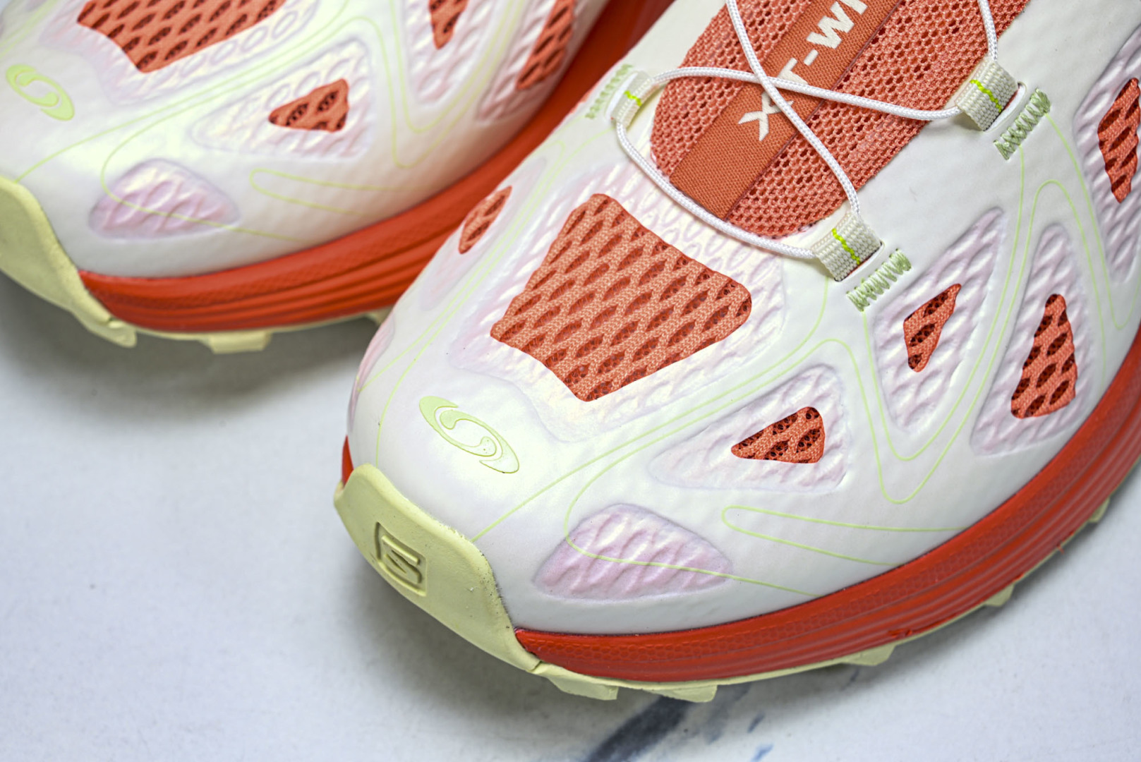 萨洛蒙 尺码:36-46纯原出品-Salomon XT-Wisper 萨洛蒙 探索者系列 户外越野跑 -