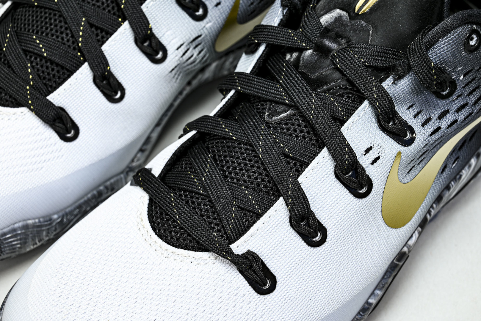 科比9 尺码:40-48.5纯原出品-Kobe 9 EM Low Protro Mambacita 黑白