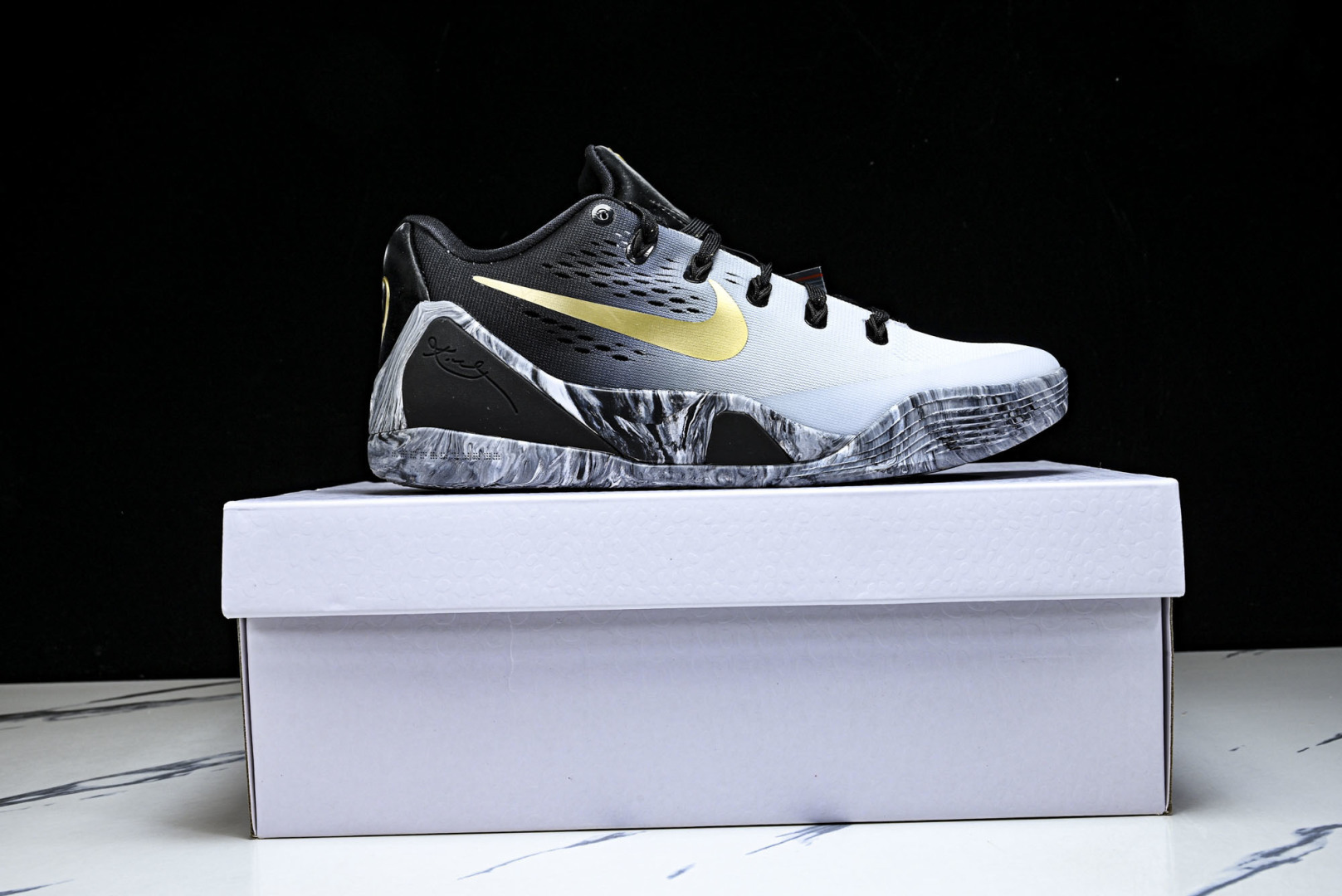 科比9 尺码:40-48.5纯原出品-Kobe 9 EM Low Protro Mambacita 黑白