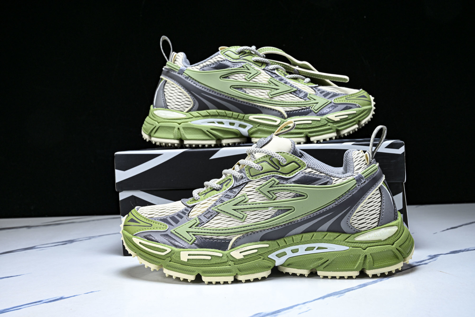 OFF OW 尺码:36-47纯原出品-OFF WHITE 黑白三箭头登山厚底老爹鞋增高男女运动休闲鞋 