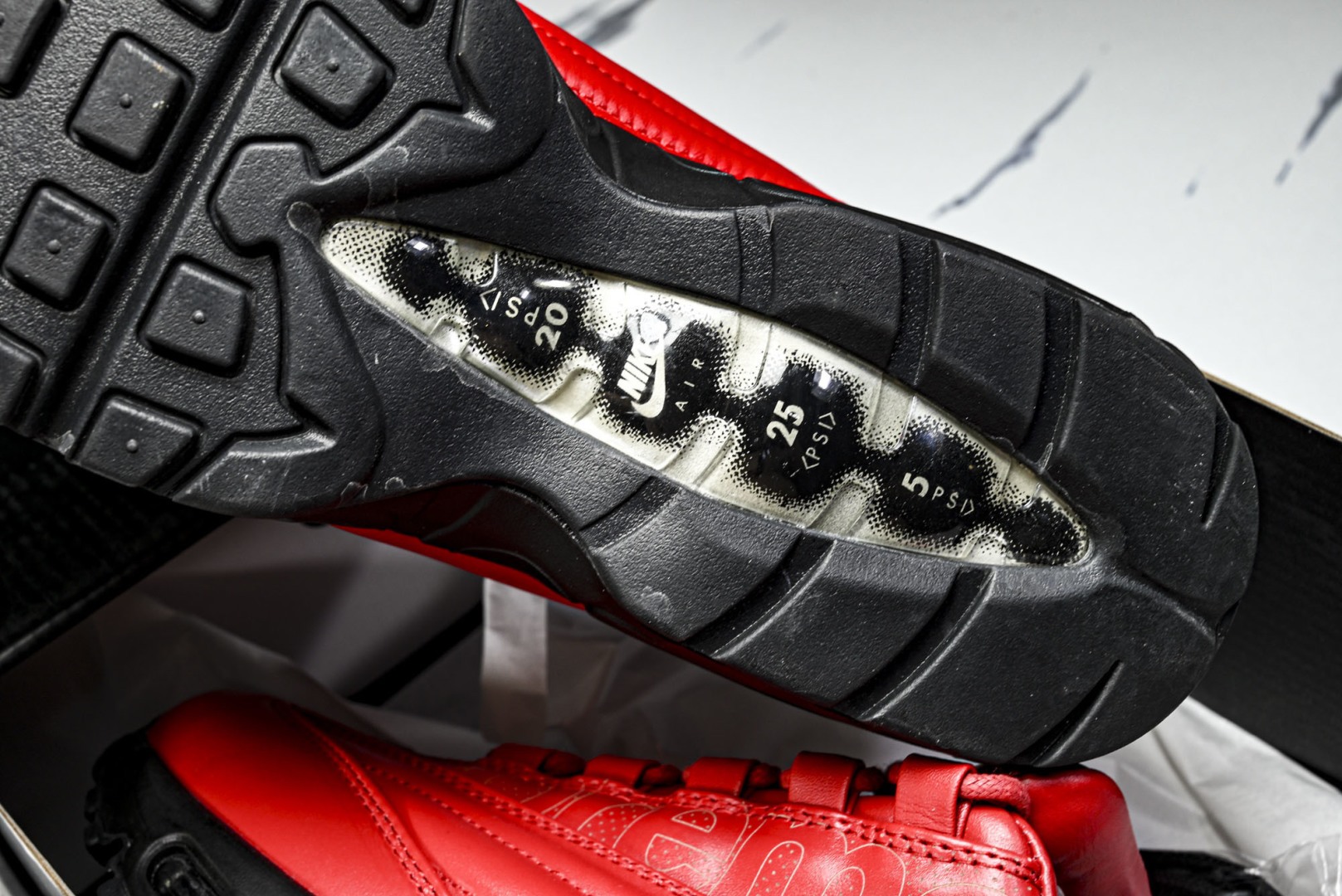 MAX95 尺码:40-47.5纯原出品-Supreme x Nike Air Max 95 Lux 联