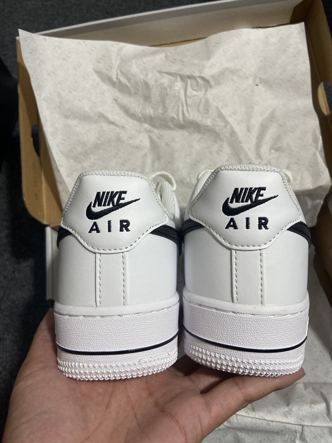 AF1 小权志龙 白色鞋码：35.5-46纯原出品-Air Force 1‘07 小权志龙 白色 CJ0