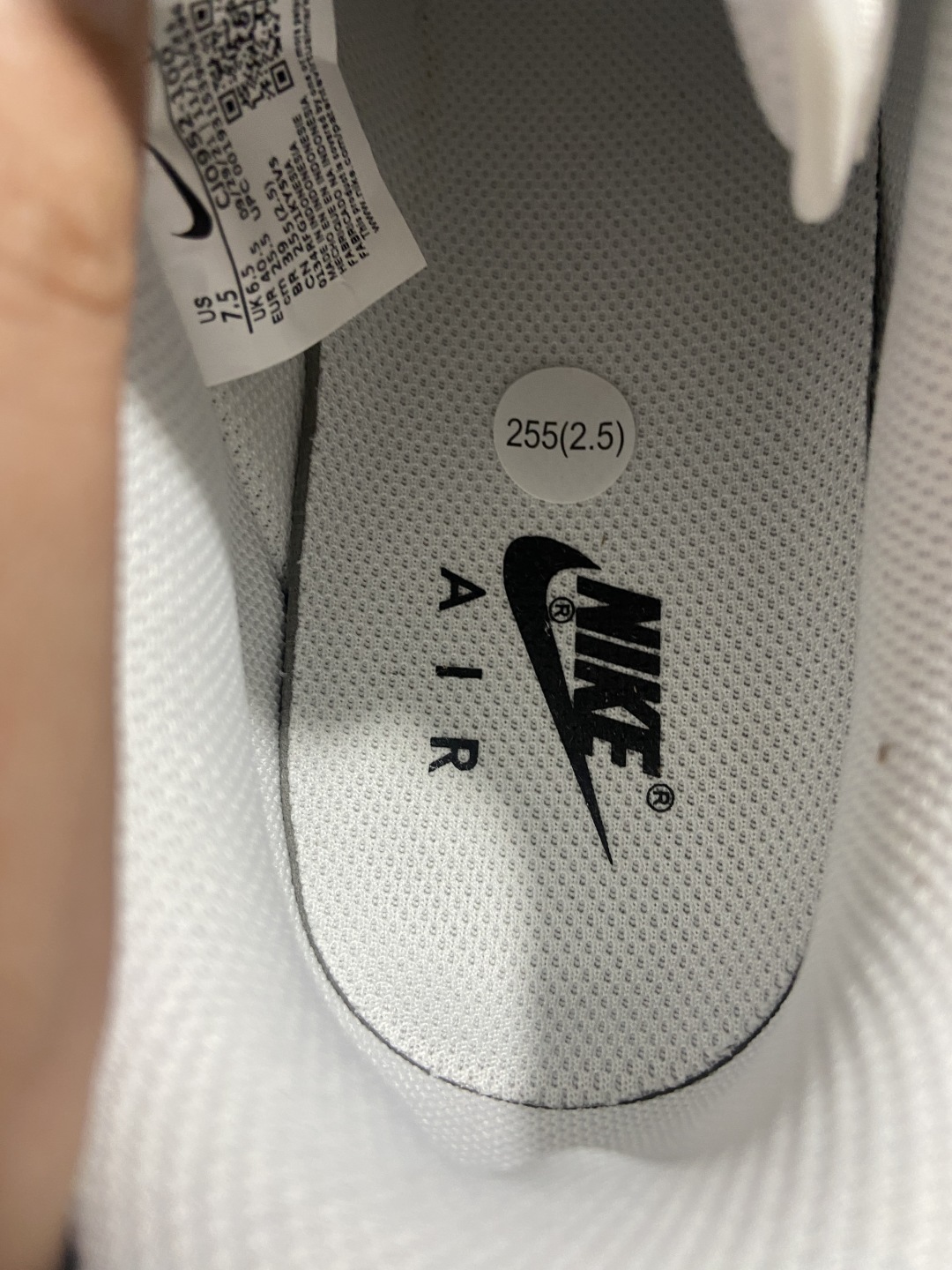 AF1 小权志龙 白色鞋码：35.5-46纯原出品-Air Force 1‘07 小权志龙 白色 CJ0