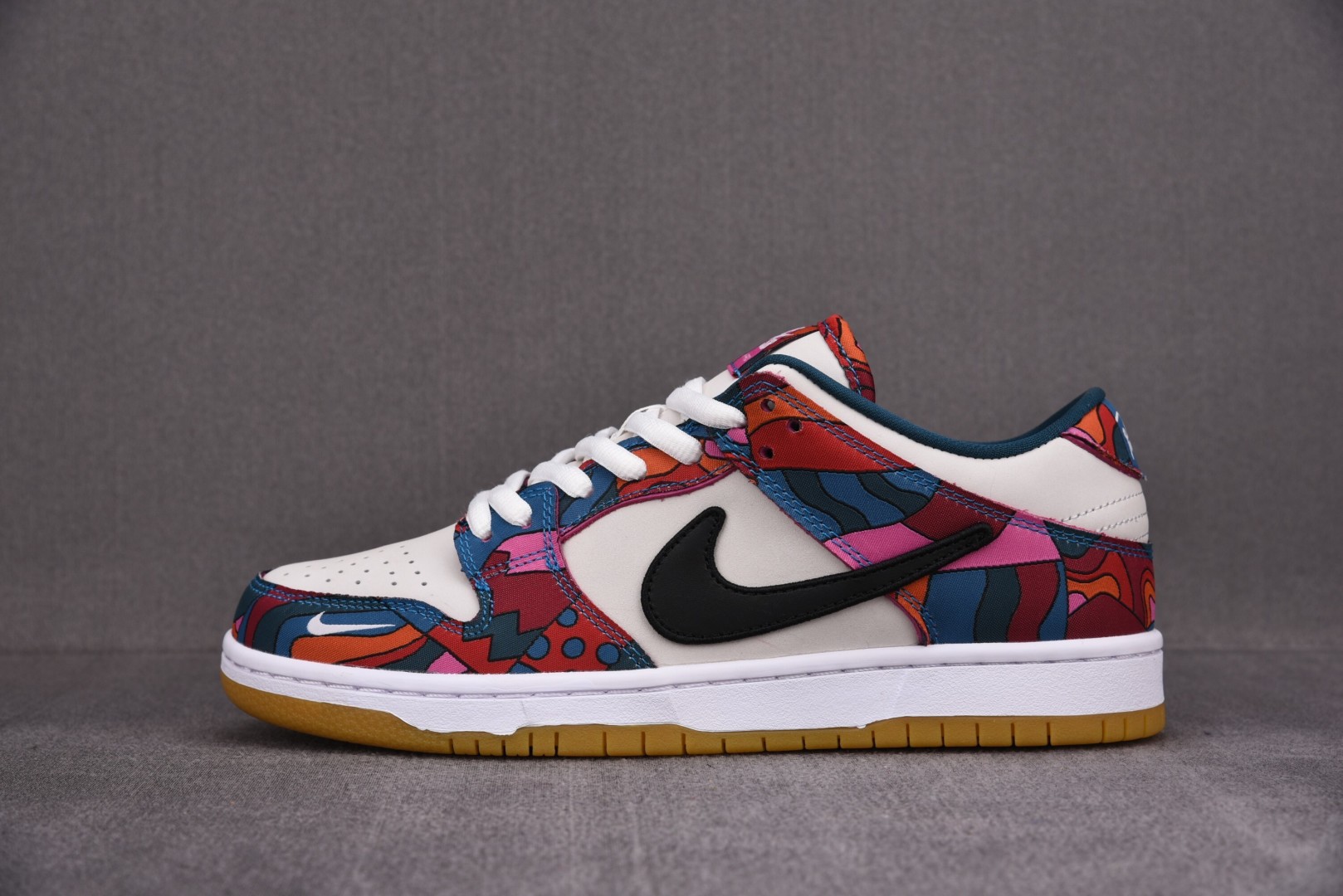 特价清 Parra x Nike SB Dunk Low 联 白蓝红卡通涂鸦 DH7695-600