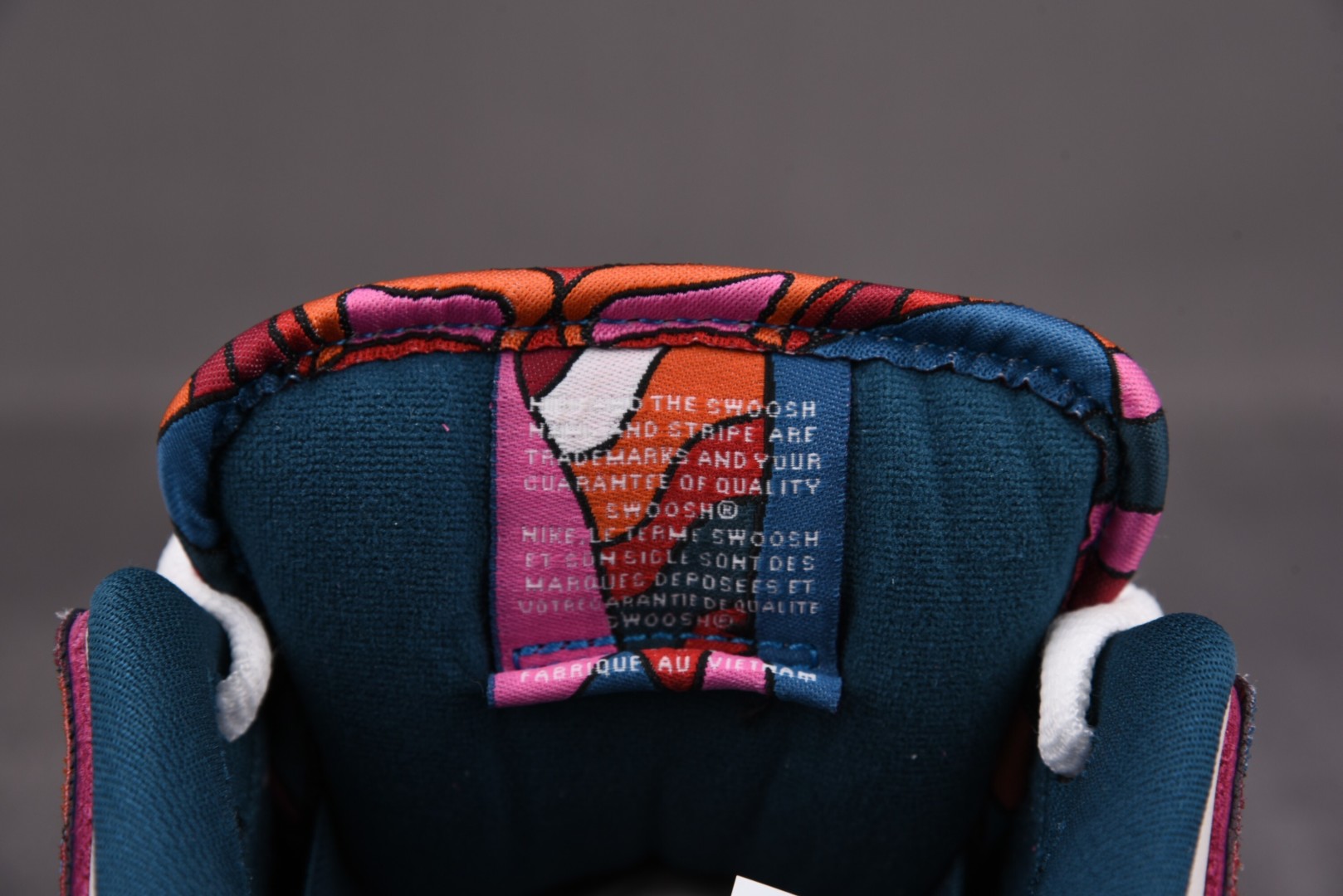 特价清 Parra x Nike SB Dunk Low 联 白蓝红卡通涂鸦 DH7695-600