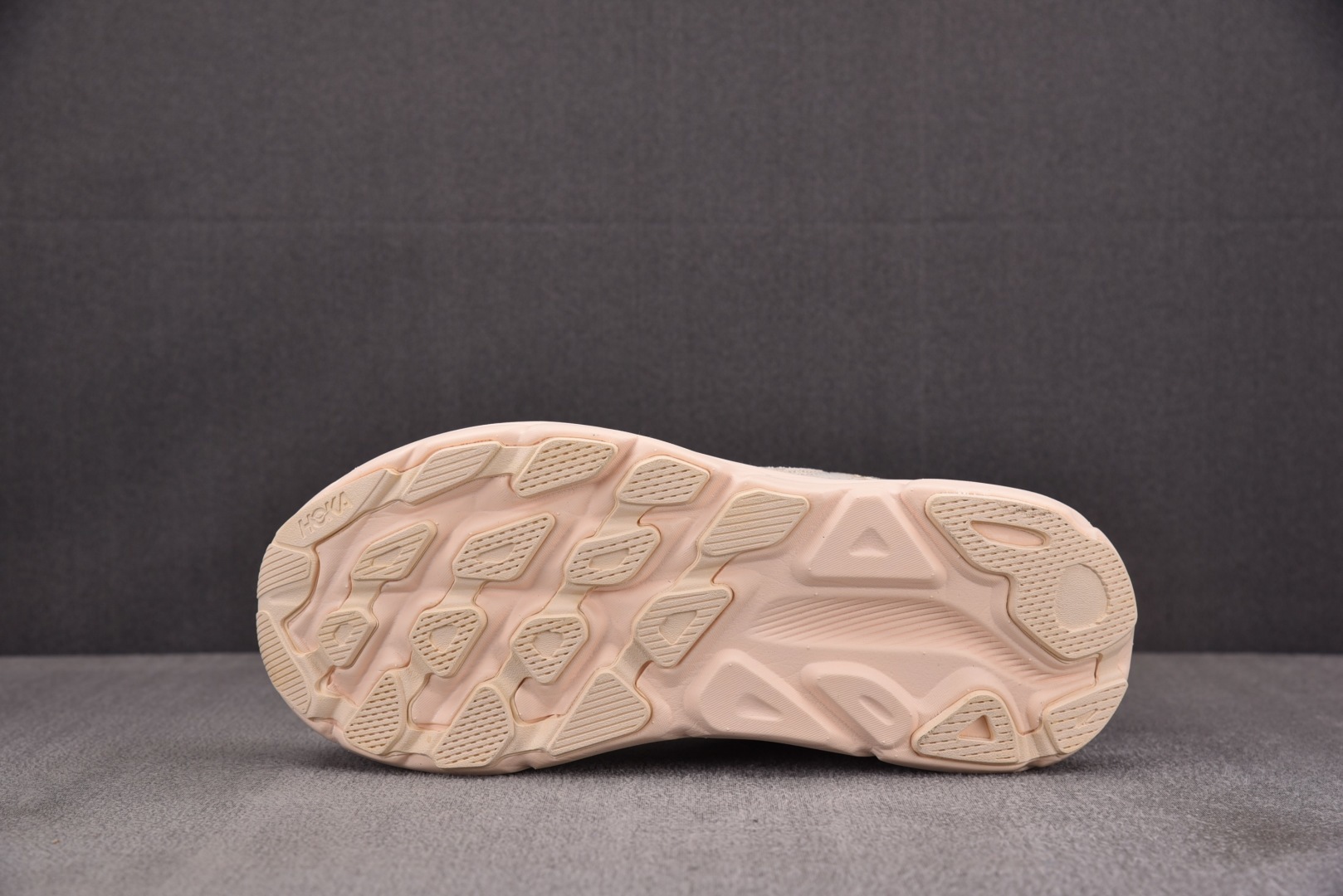Hoka 尺码:36-45纯原版出品-HOKA Clifton One9 BP Alabaster 米色
