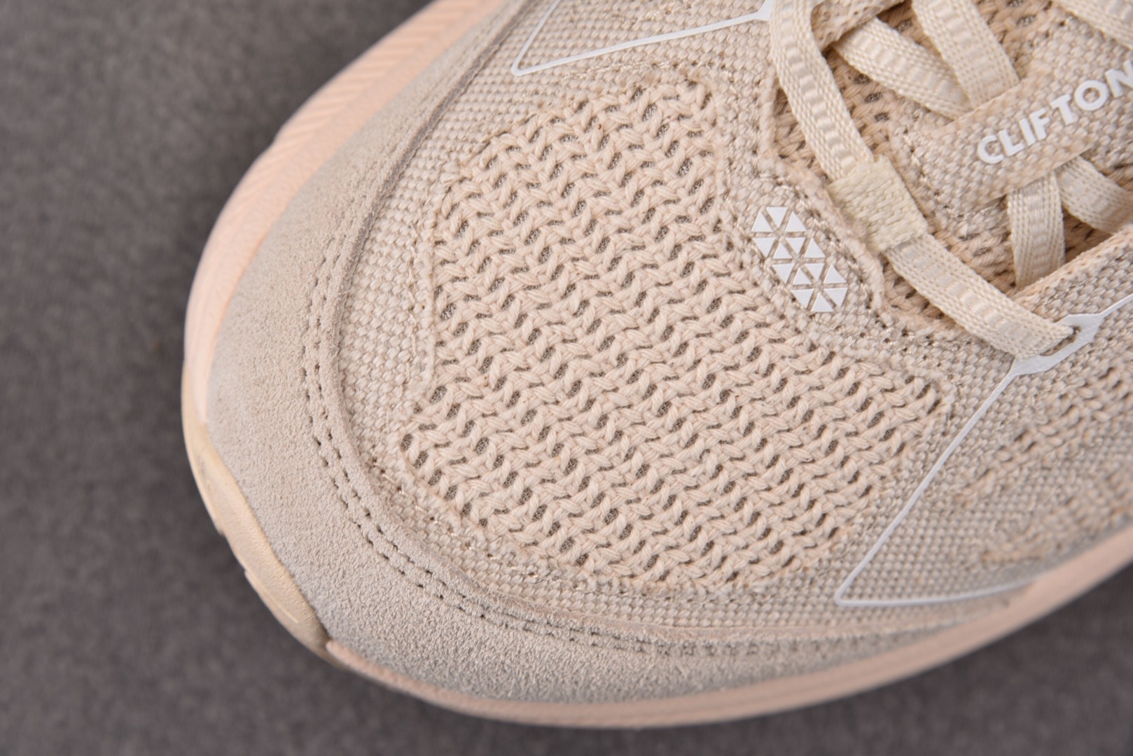 Hoka 尺码:36-45纯原版出品-HOKA Clifton One9 BP Alabaster 米色