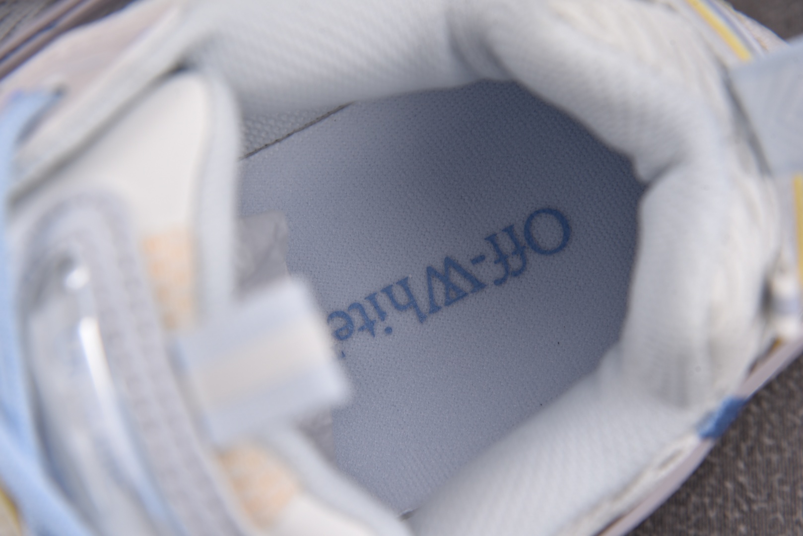OFF 尺码36-47 纯原版出品-OFF-WHITE Be Right Back 浅紫白 YZ002尺