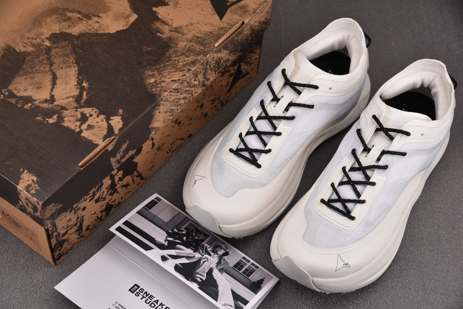 Roa 户外登山鞋 尺码:39-45纯原-Roa Hiking户外登山鞋 白色 黑棕 YZ010尺码39