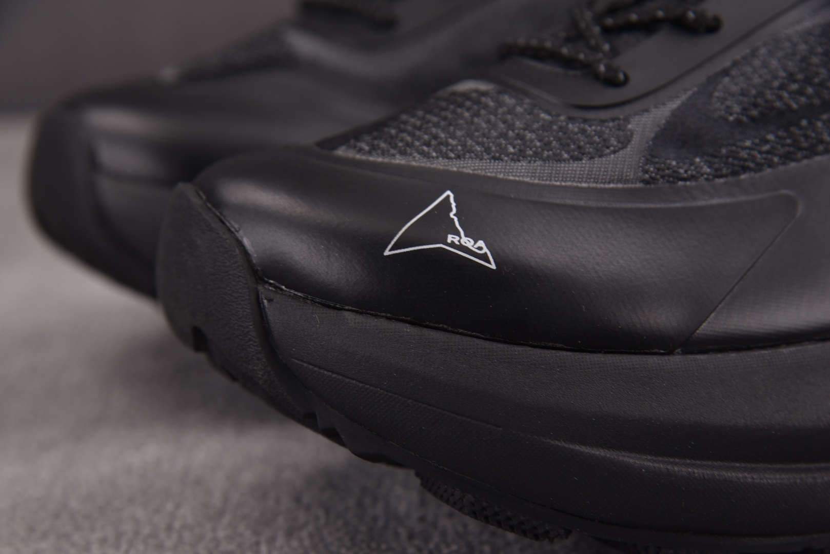 Roa 户外登山鞋 尺码:39-45纯原-Roa Hiking户外登山鞋 白色 黑色 YZ010尺码39
