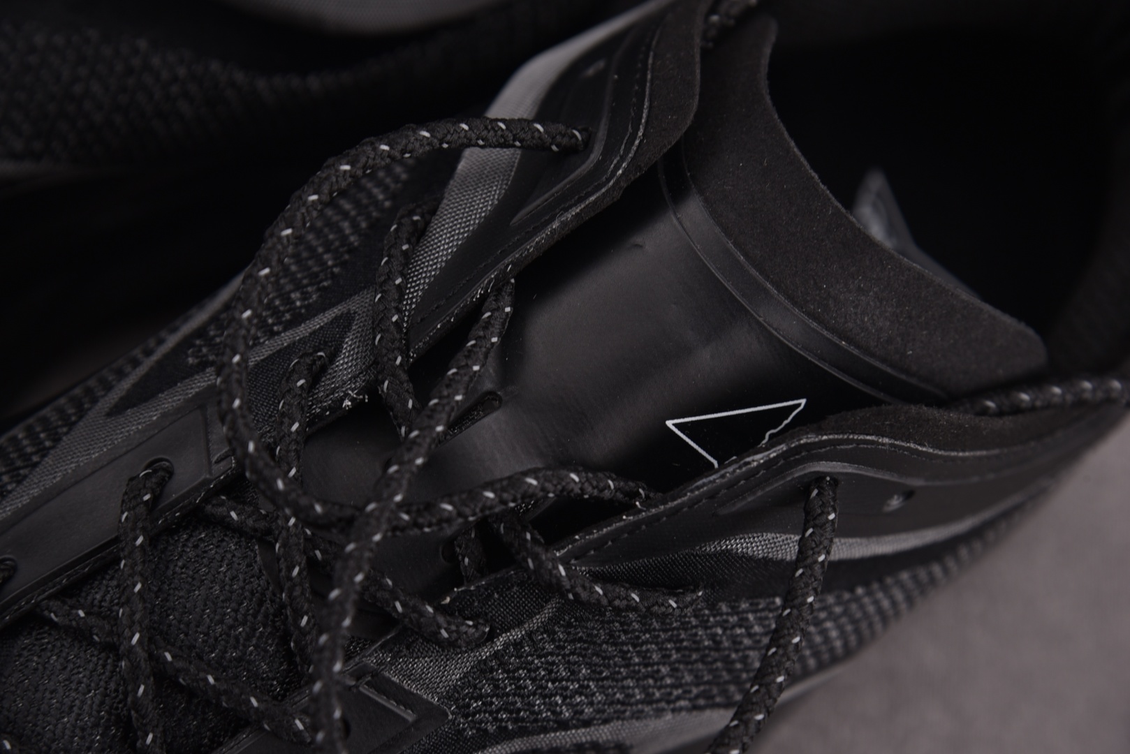 Roa 户外登山鞋 尺码:39-45纯原-Roa Hiking户外登山鞋 白色 黑色 YZ010尺码39