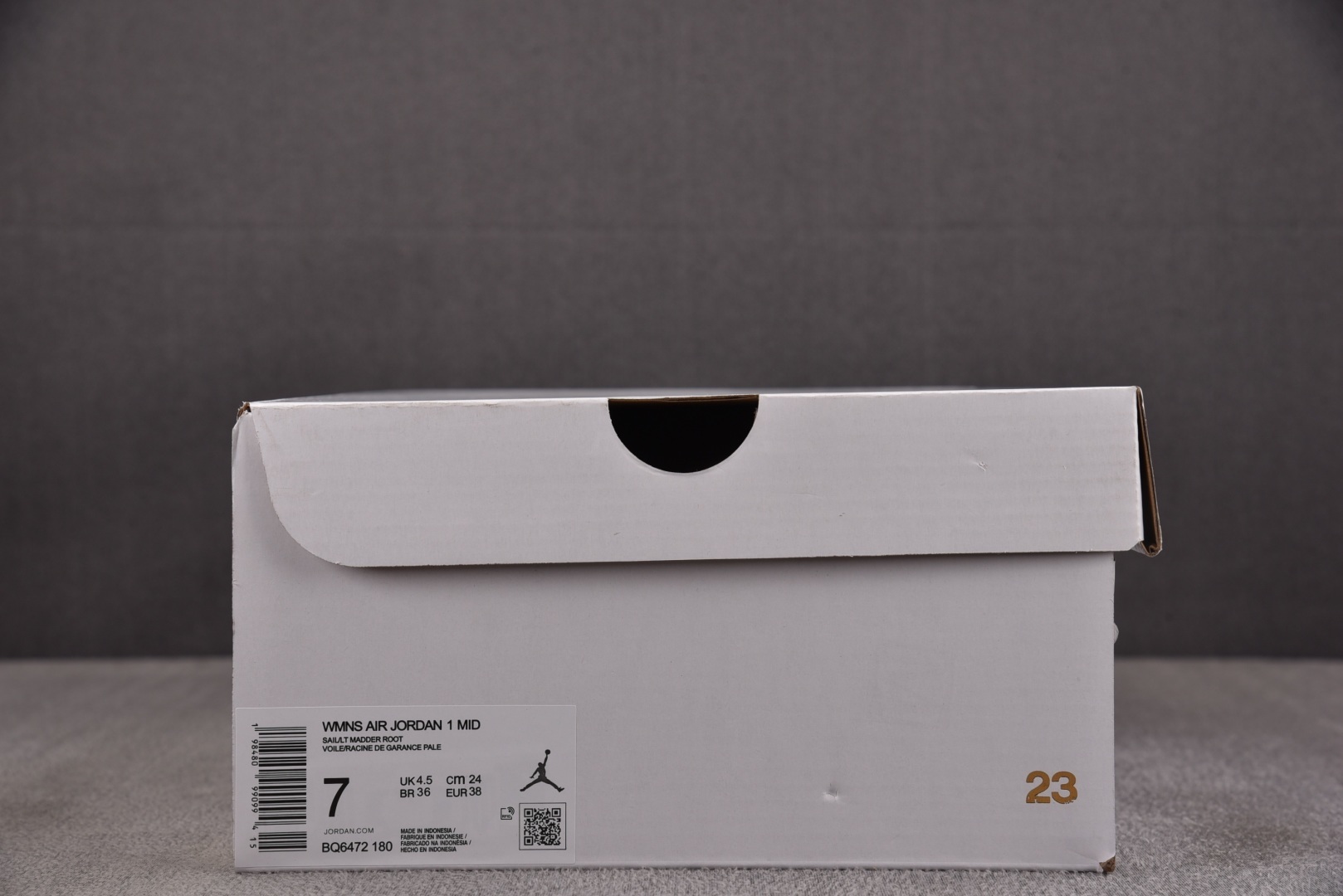 Mid中帮 尺码:35.5-46纯原版出品-WMNS Air Jordan 1 Mid Madder R