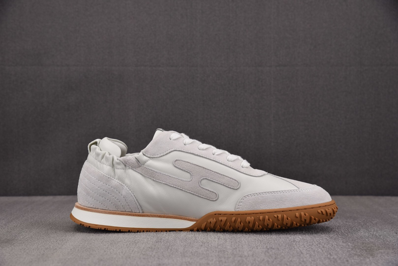 爱马仕 尺码:35-45纯原出品-HERMES Jet 白色 YZ023-6尺码 35 36 37 38