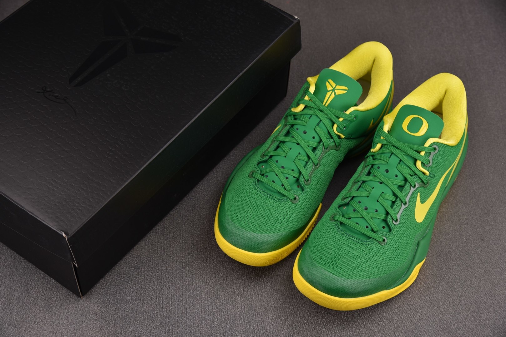科比6 尺码:40-50.5纯原版出品- Zoom Kobe Ⅷ System 科比8代 俄勒冈黄绿鸭子