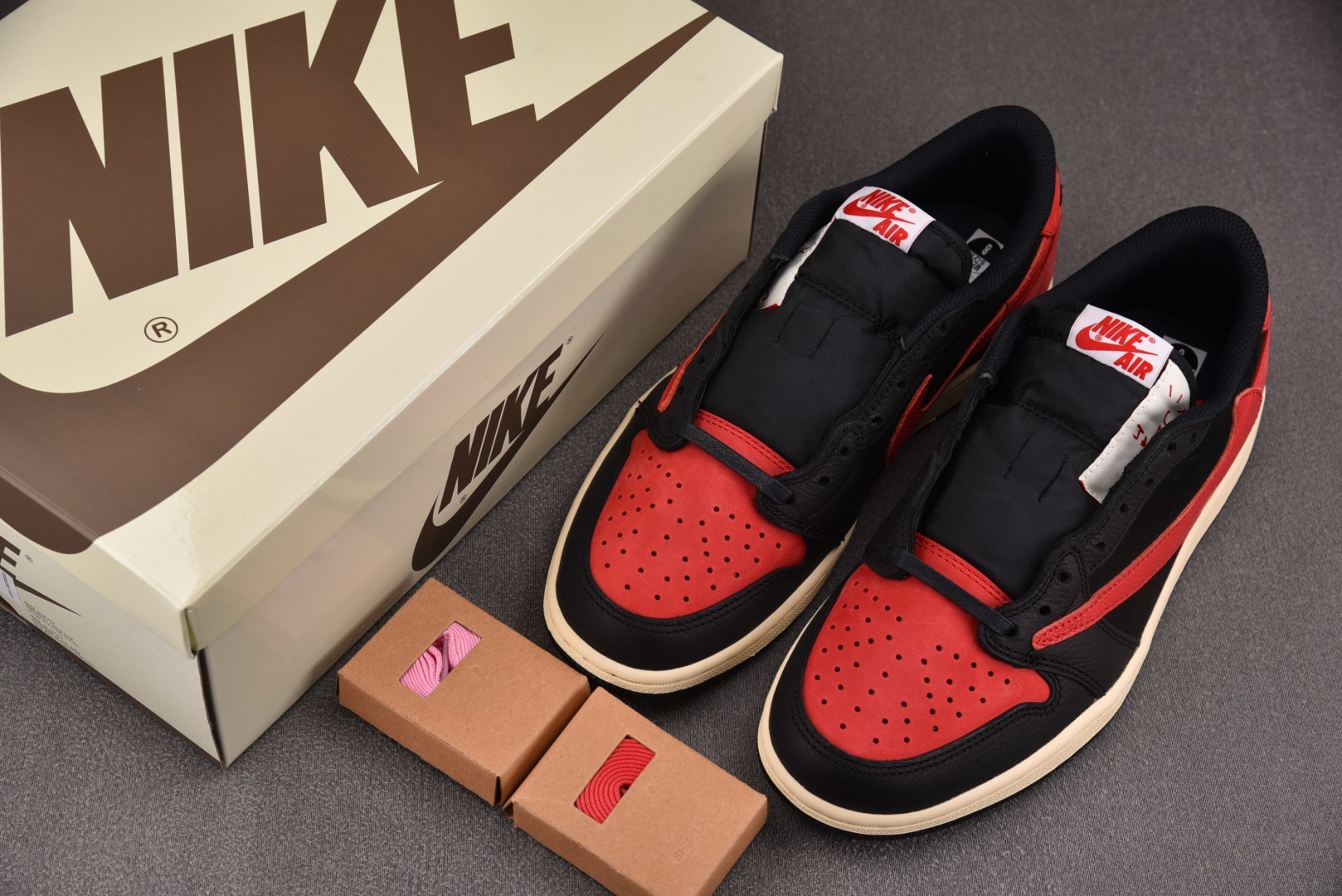 AJ Low 尺码:40.5-48.5纯原出品-TS x Air Jordan 1 Retro Low 
