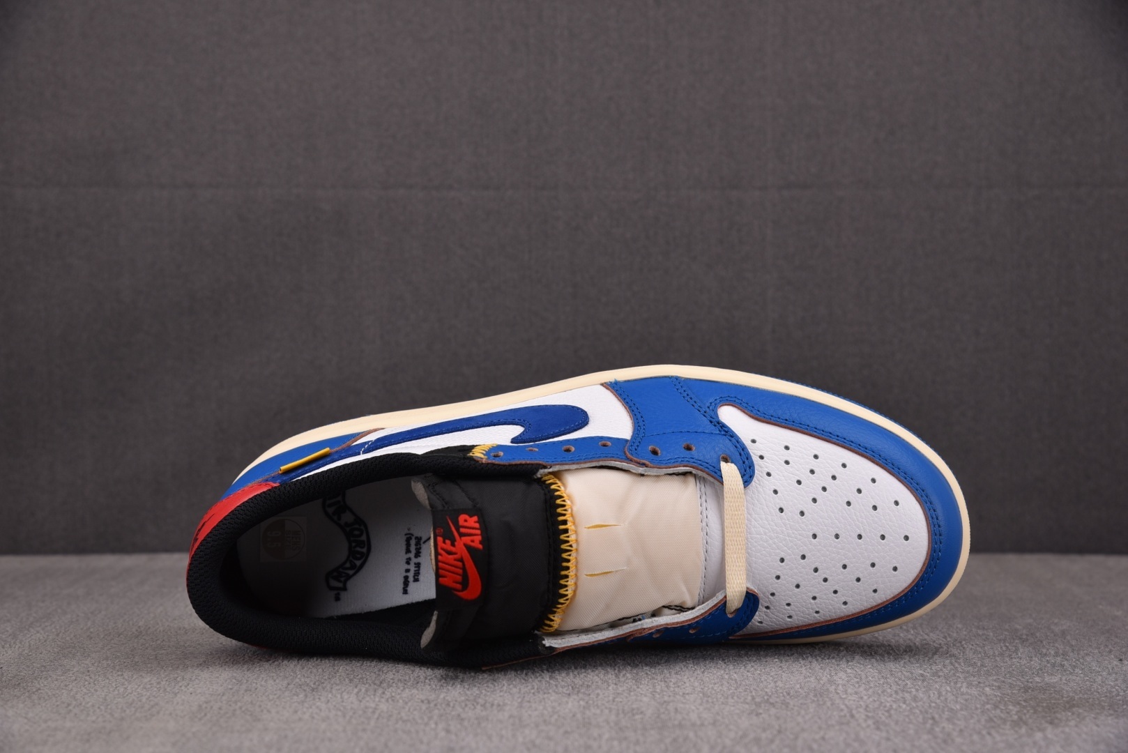 AJ Low 尺码:40.5-48.5纯原出品-Un x Air Jordan 1 Retro Low