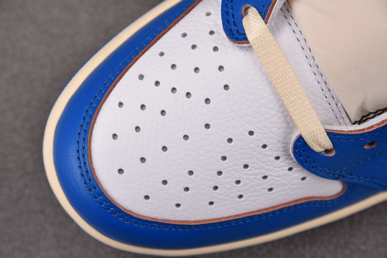 AJ Low 尺码:40.5-48.5纯原出品-Un x Air Jordan 1 Retro Low