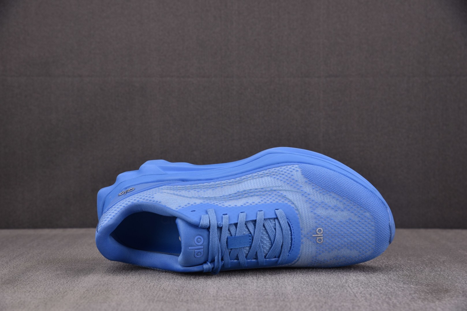 Alo 尺码:36-45纯原出品-Alo Yoga Alo Runner 蓝色 YZ014尺码：40 4