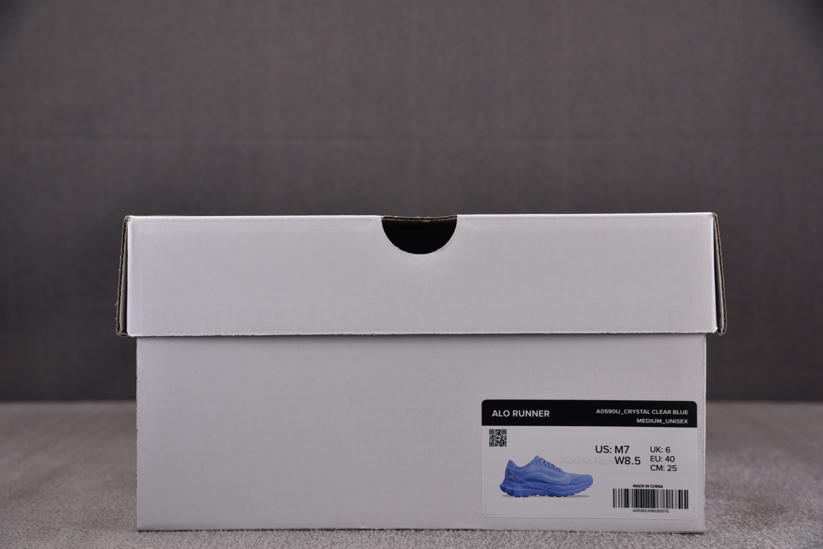 Alo 尺码:36-45纯原出品-Alo Yoga Alo Runner 蓝色 YZ014尺码：40 4