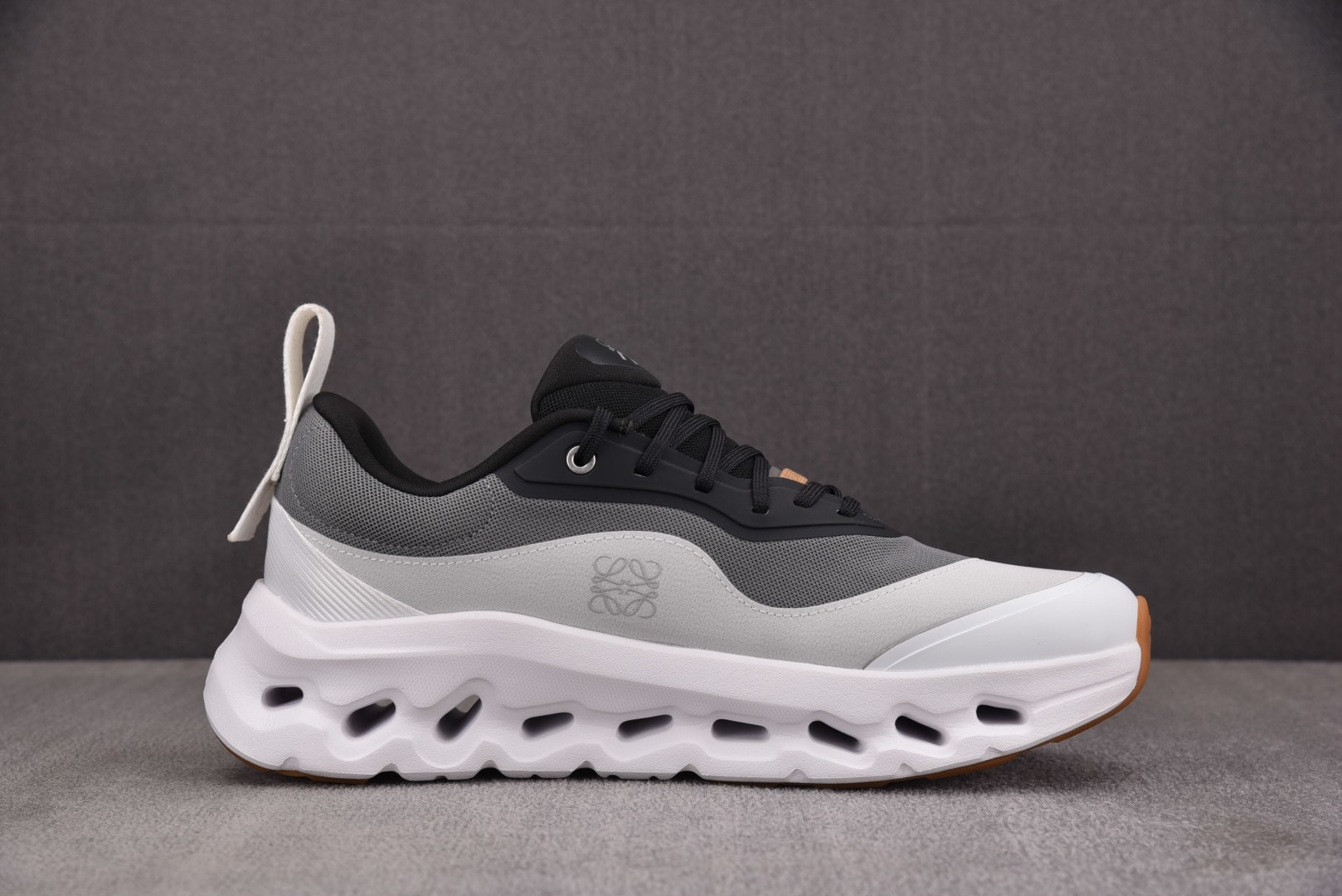 昂跑 尺码:36-45纯原出品-LOEWE x On Cloudtilt 2 看图 YZ004尺码：36