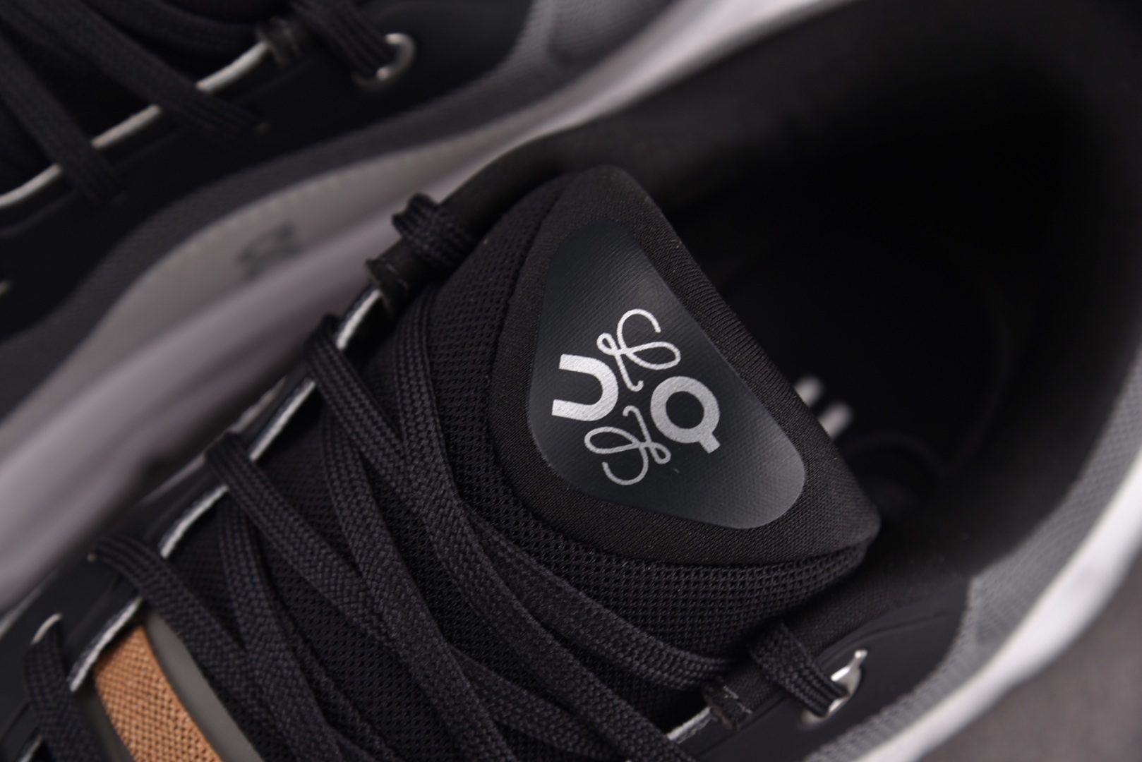 昂跑 尺码:36-45纯原出品-LOEWE x On Cloudtilt 2 看图 YZ004尺码：36