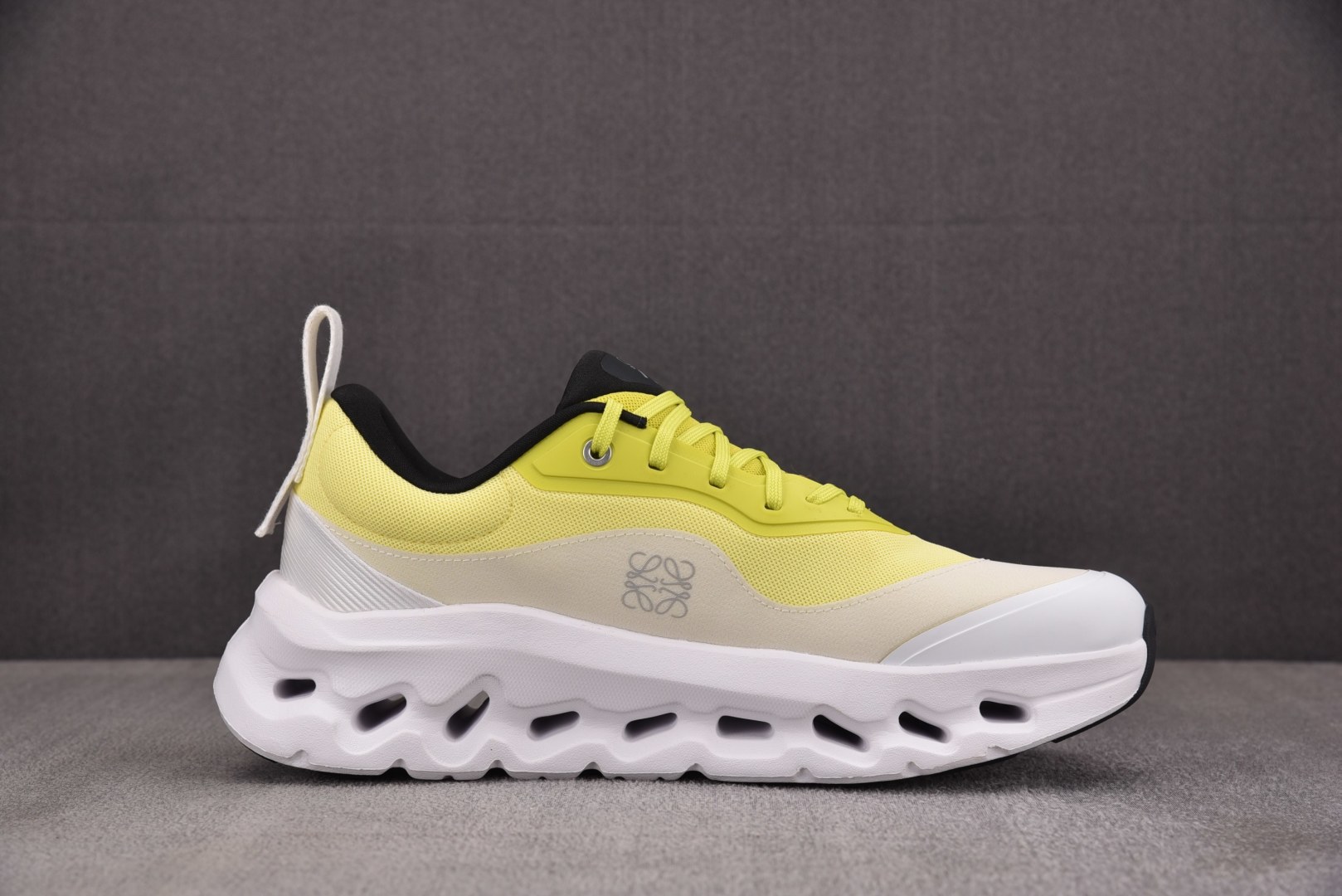 昂跑 尺码:36-45纯原出品-LOEWE x On Cloudtilt 2 看图 YZ004尺码：36