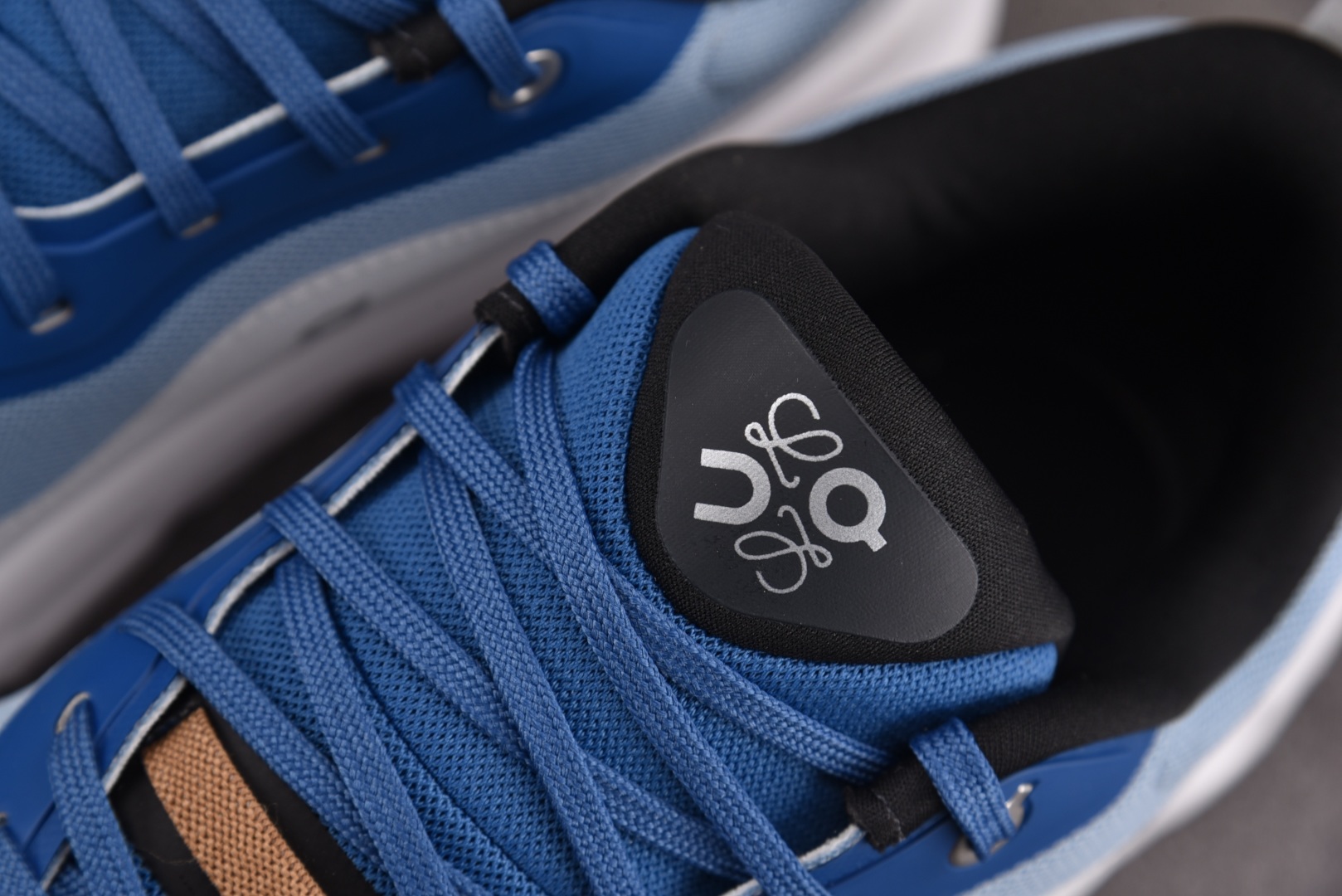 昂跑 尺码:36-45纯原出品-LOEWE x On Cloudtilt 2 看图 YZ004尺码：36