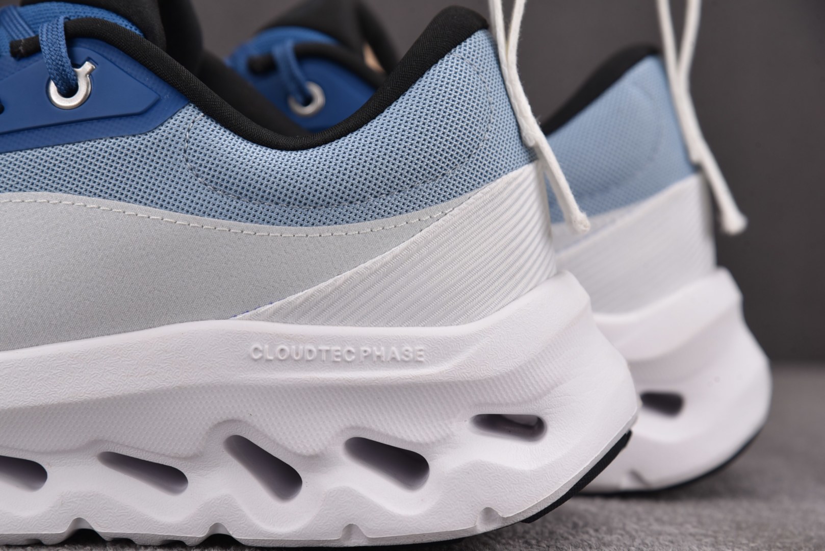 昂跑 尺码:36-45纯原出品-LOEWE x On Cloudtilt 2 看图 YZ004尺码：36