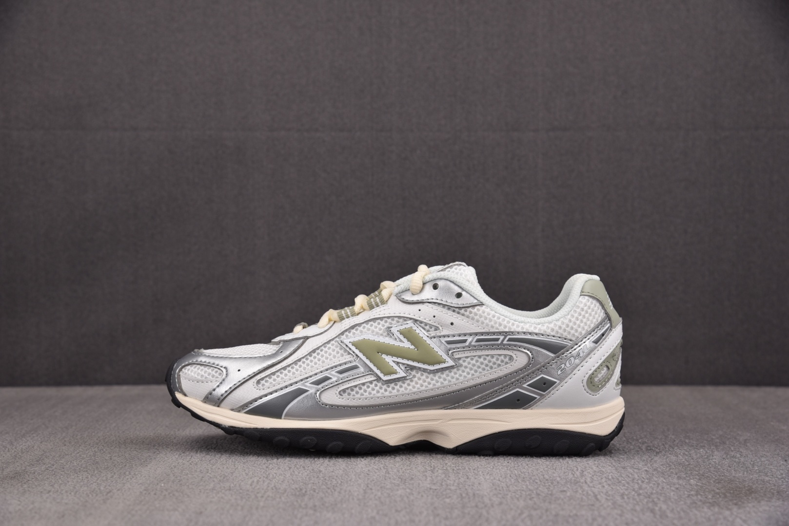 NB204 尺码:36-44.5纯原出品-New Balance 204L Silver Metalli