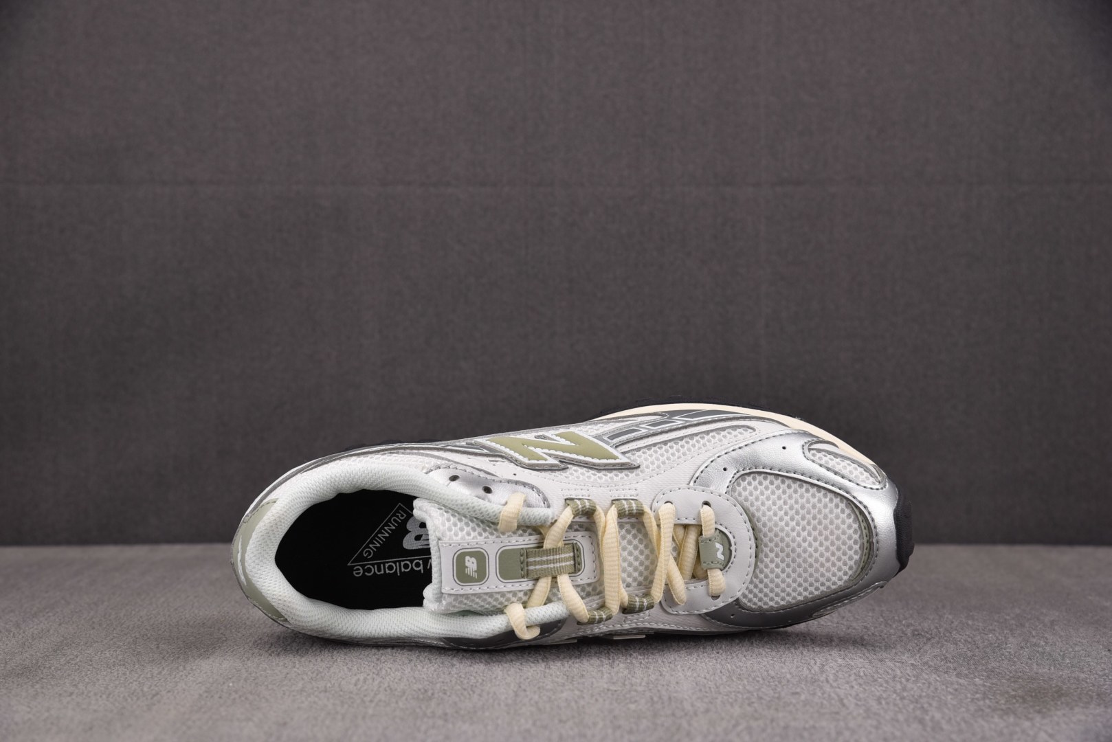 NB204 尺码:36-44.5纯原出品-New Balance 204L Silver Metalli
