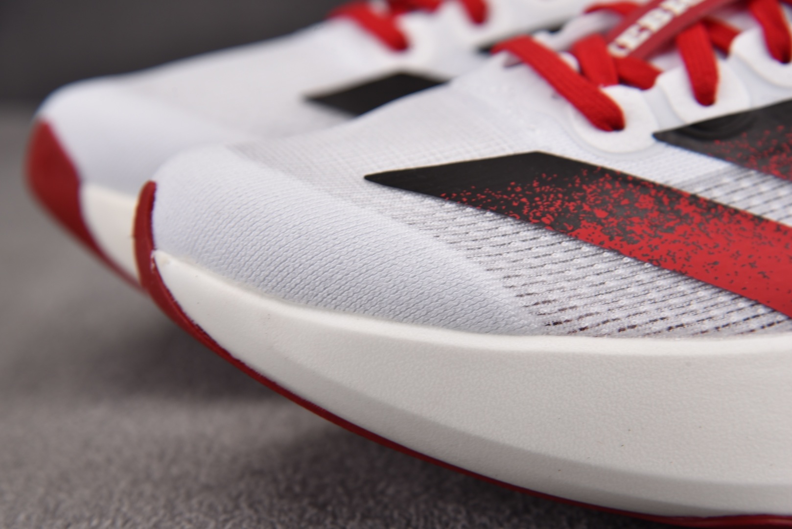 Ad Adizero Evo SL Nebraska 白红 JQ4576 尺寸36 36⅔ 37⅓ 38