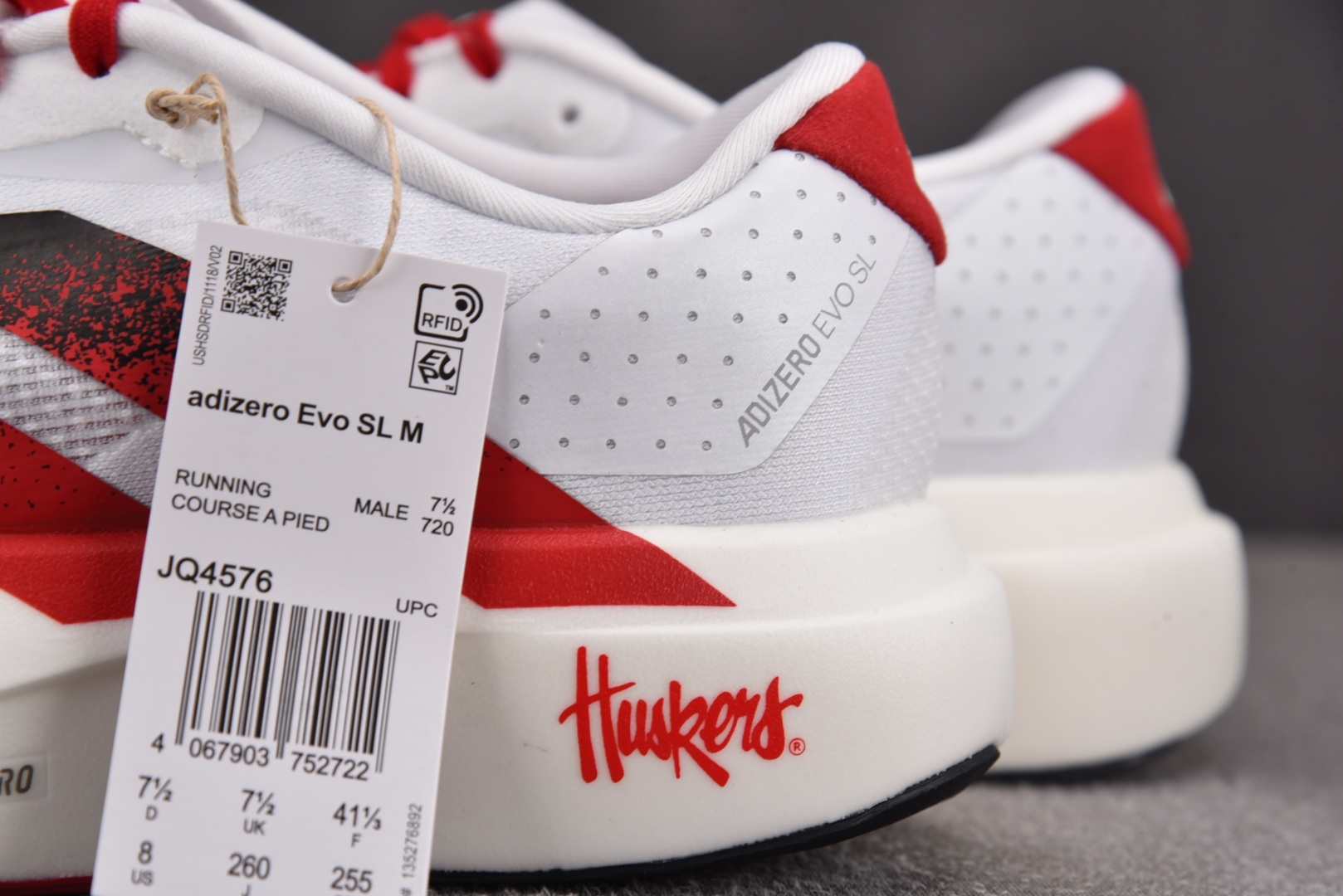 Ad Adizero Evo SL Nebraska 白红 JQ4576 尺寸36 36⅔ 37⅓ 38