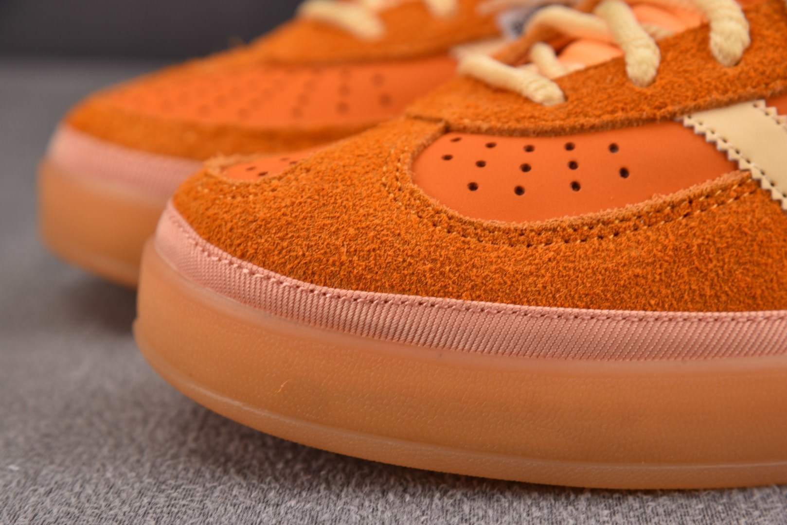 Originals 尺码:36-45纯原出品-Gazelle Indoor Bad Bunny Sant