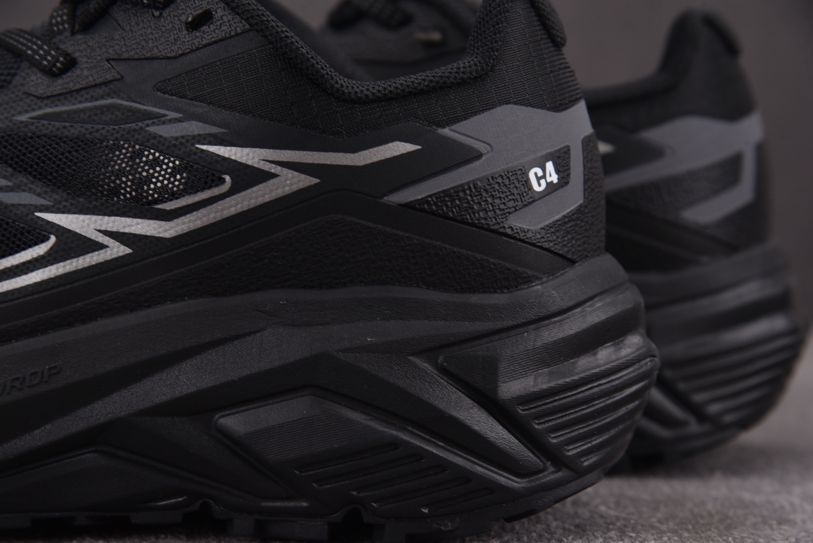 KAILAS 尺码:40-45纯原版出品-KAILAS 凯乐石 跑山徒步鞋 墨黑 YZ020尺寸36 3