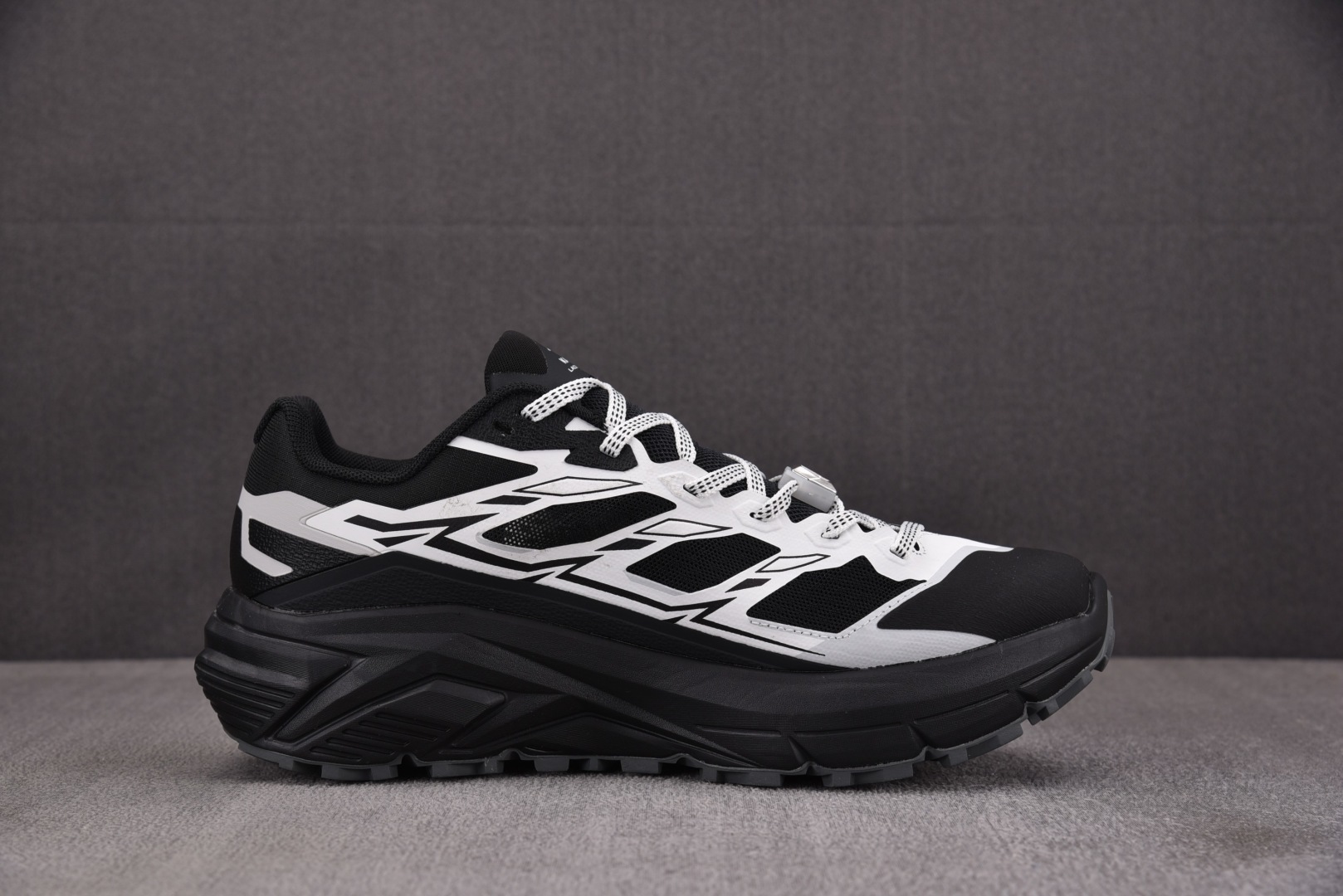 KAILAS 尺码:40-45纯原版出品-KAILAS 凯乐石 跑山徒步鞋 云白 墨黑 YZ020尺寸3