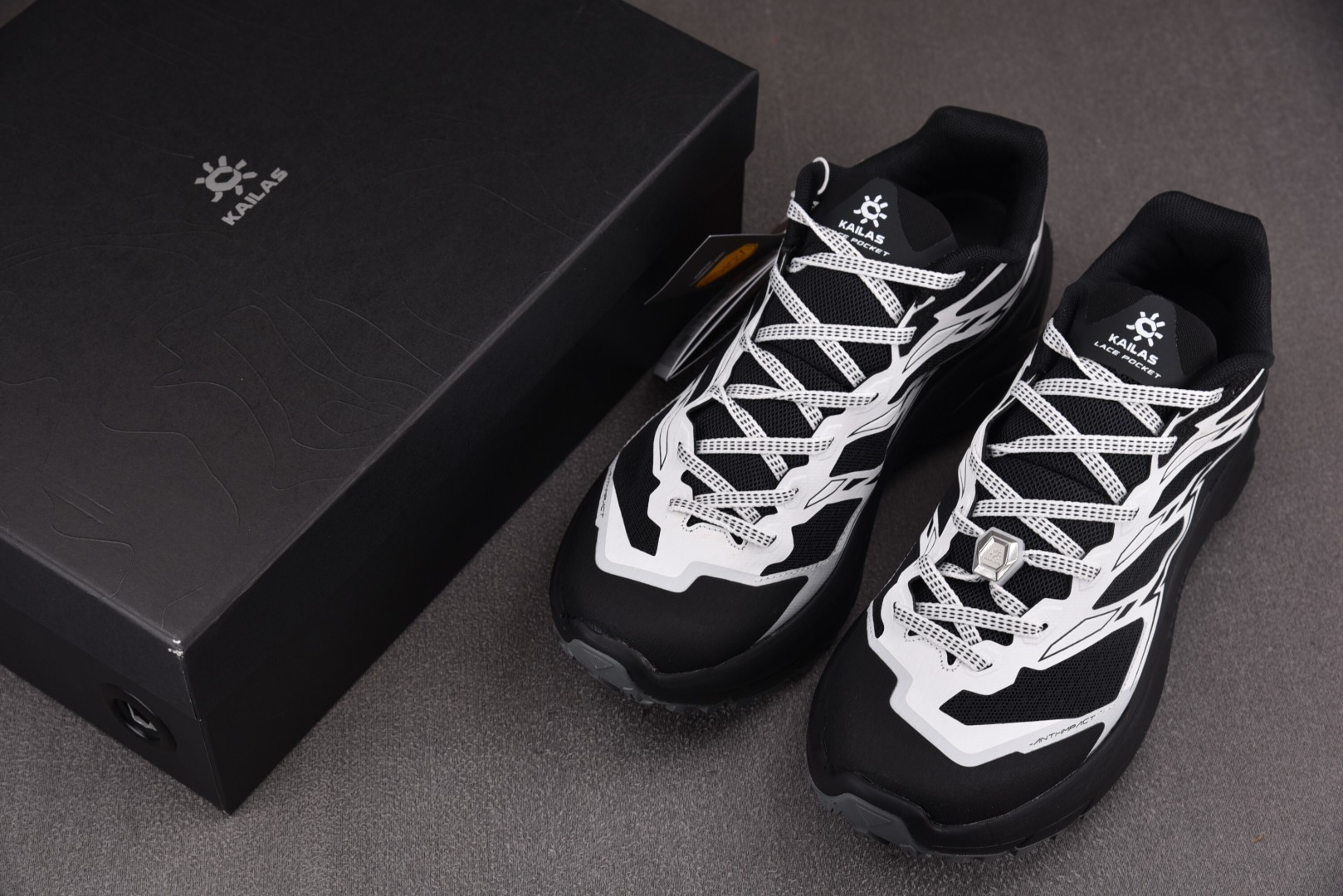 KAILAS 尺码:40-45纯原版出品-KAILAS 凯乐石 跑山徒步鞋 云白 墨黑 YZ020尺寸3