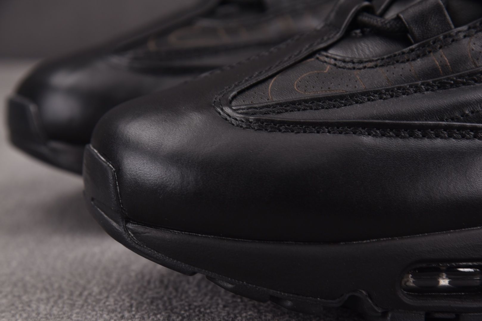 MAX95 尺码:40-47.5纯原出品-Supreme x Nike Air Max 95 Lux 联