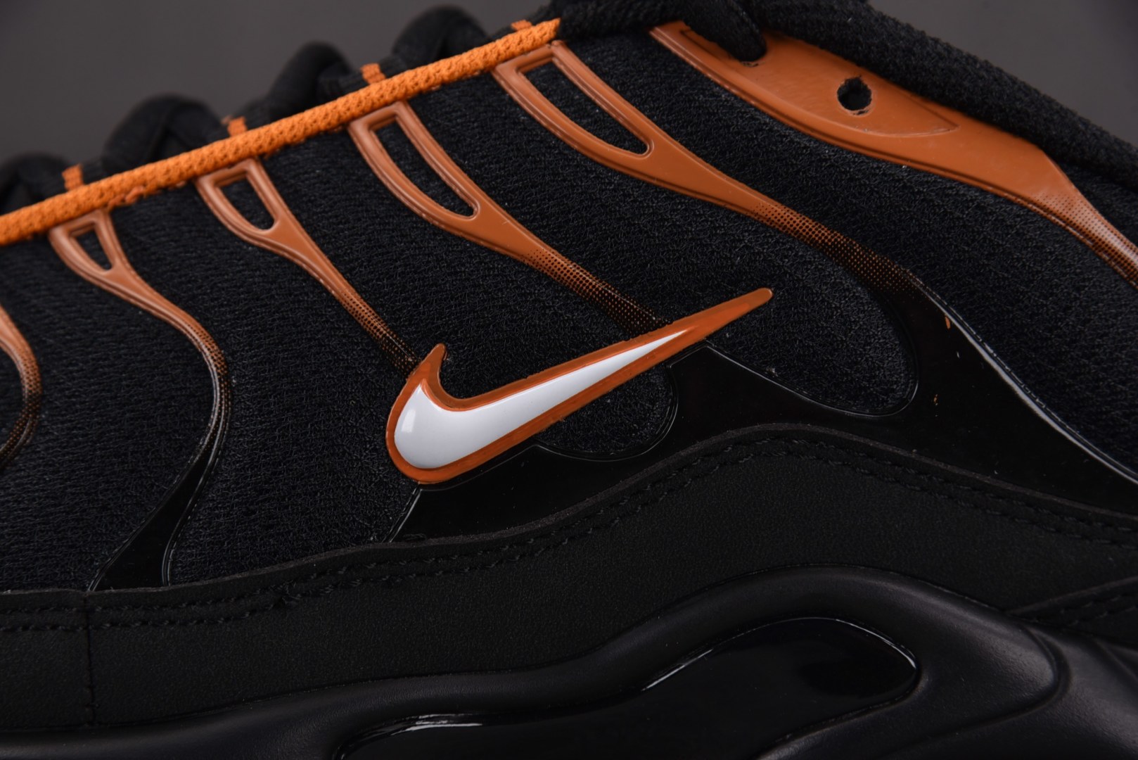 【纯原】NK Air Max Plus Dark Obsidian Monarch 黑橙 FN6949-