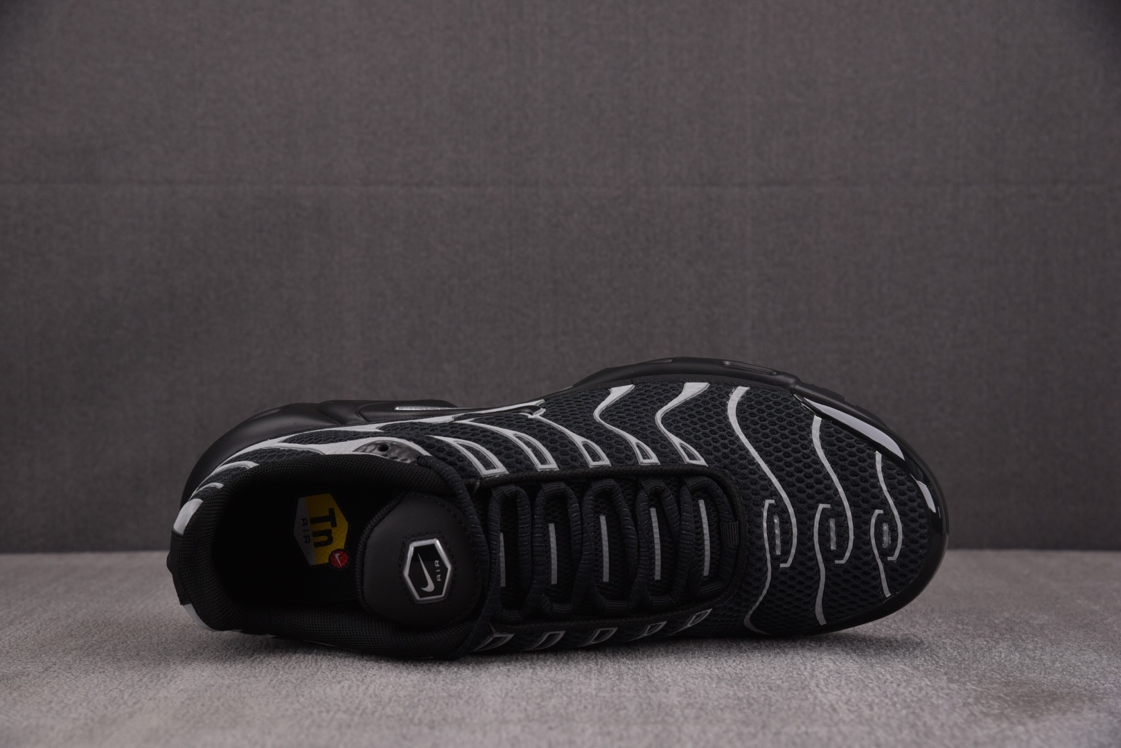 【纯原】NK Air Max Plus Premium Black Reflective Silver 