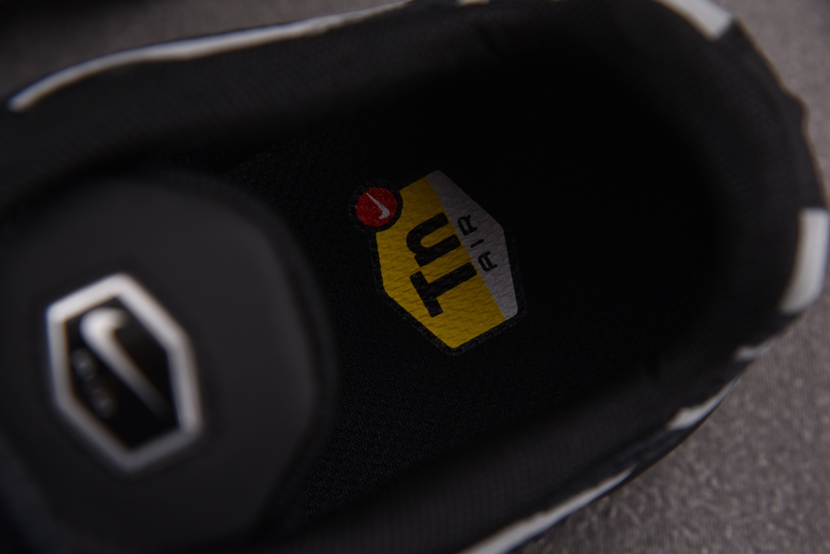 【纯原】NK Air Max Plus Premium Black Reflective Silver 