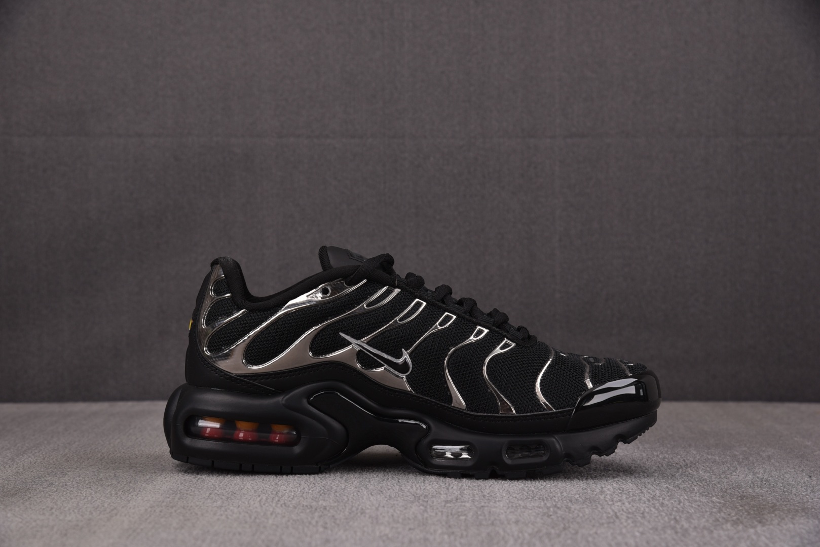 【纯原】NK Air Max Plus SE Black Chrome (Women's) 黑色 HJ9