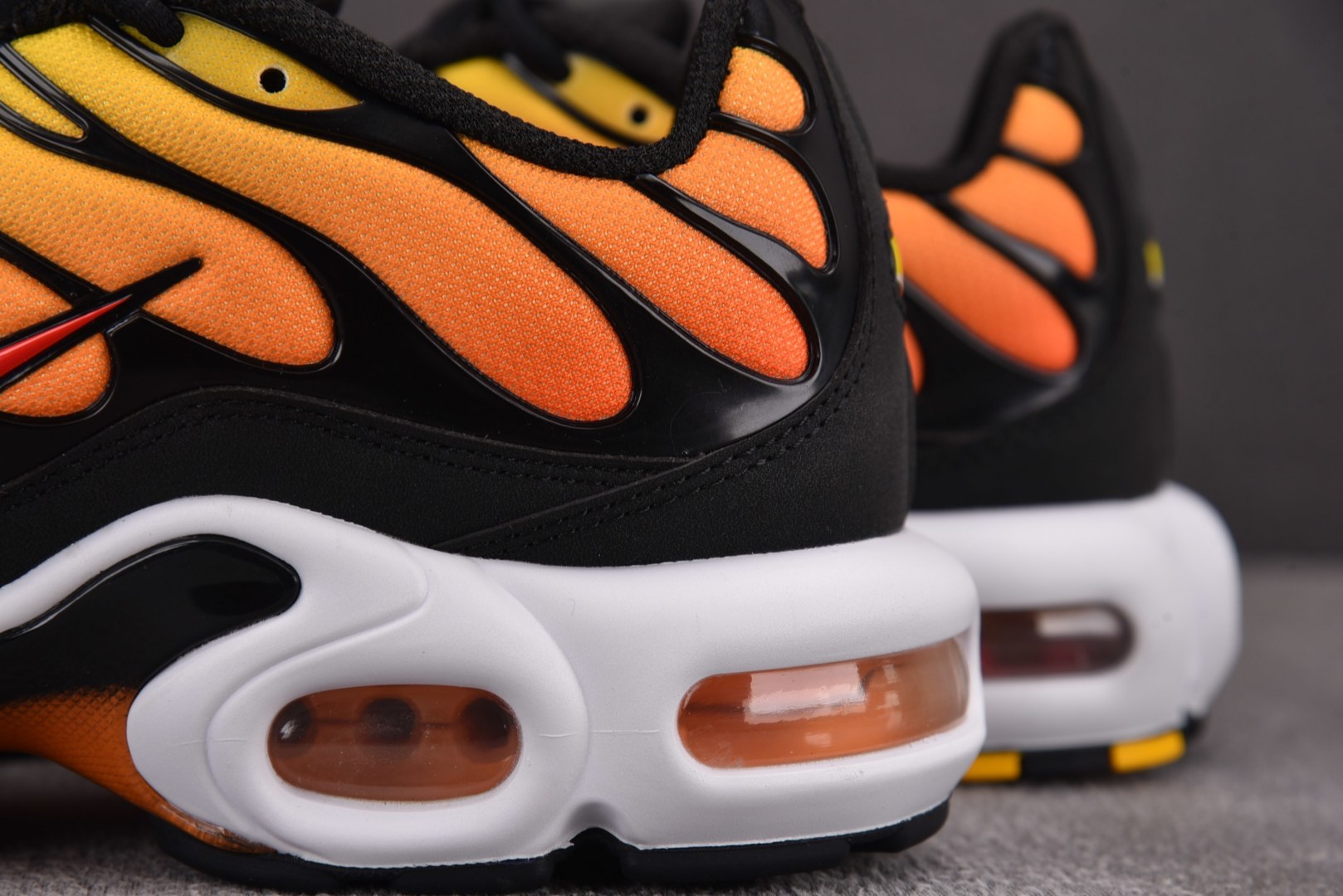 【纯原】NK Air Max Plus Sunset 日落黄 HF0552-001 #尺寸36 36.5