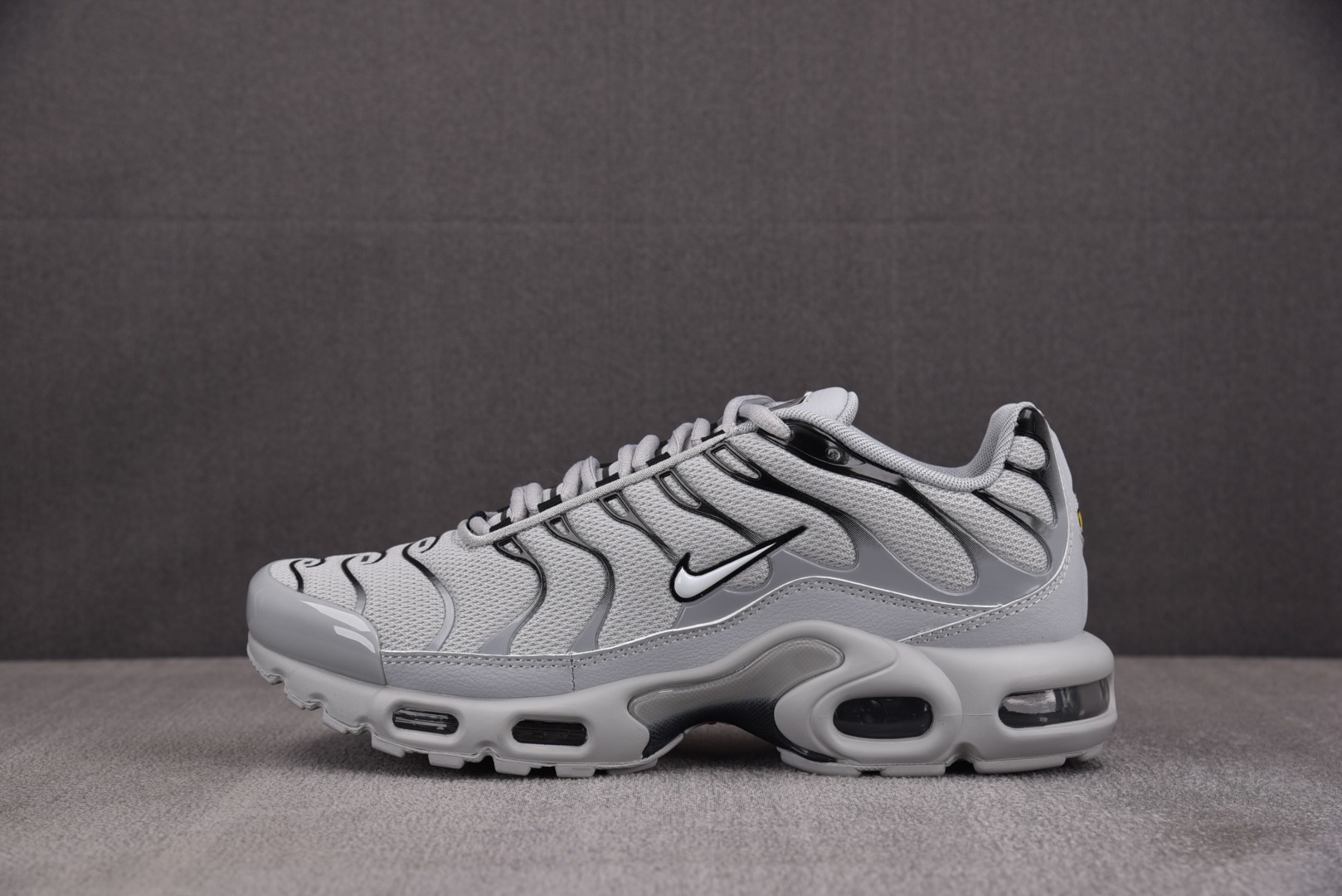 【纯原】NK Air Max Plus Wolf Grey 灰色 -021 #尺寸36 36.5 37.